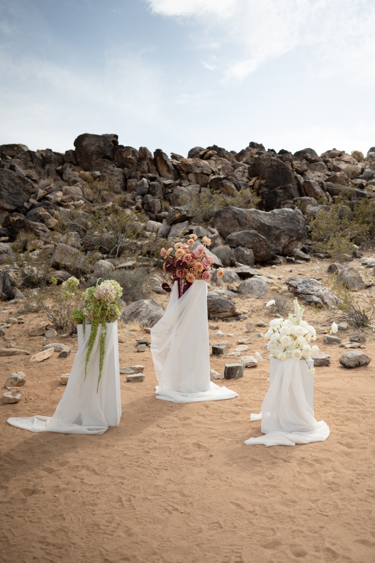 desert wedding flowers