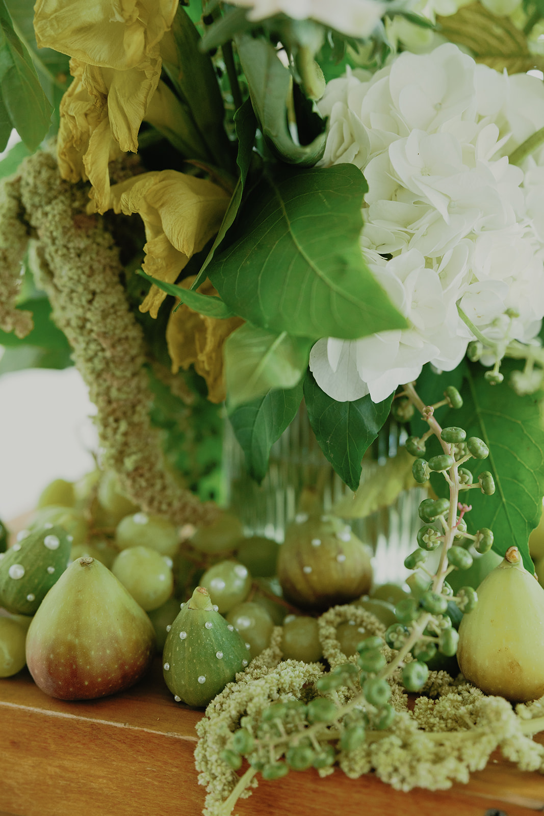 pearl-accented fruit