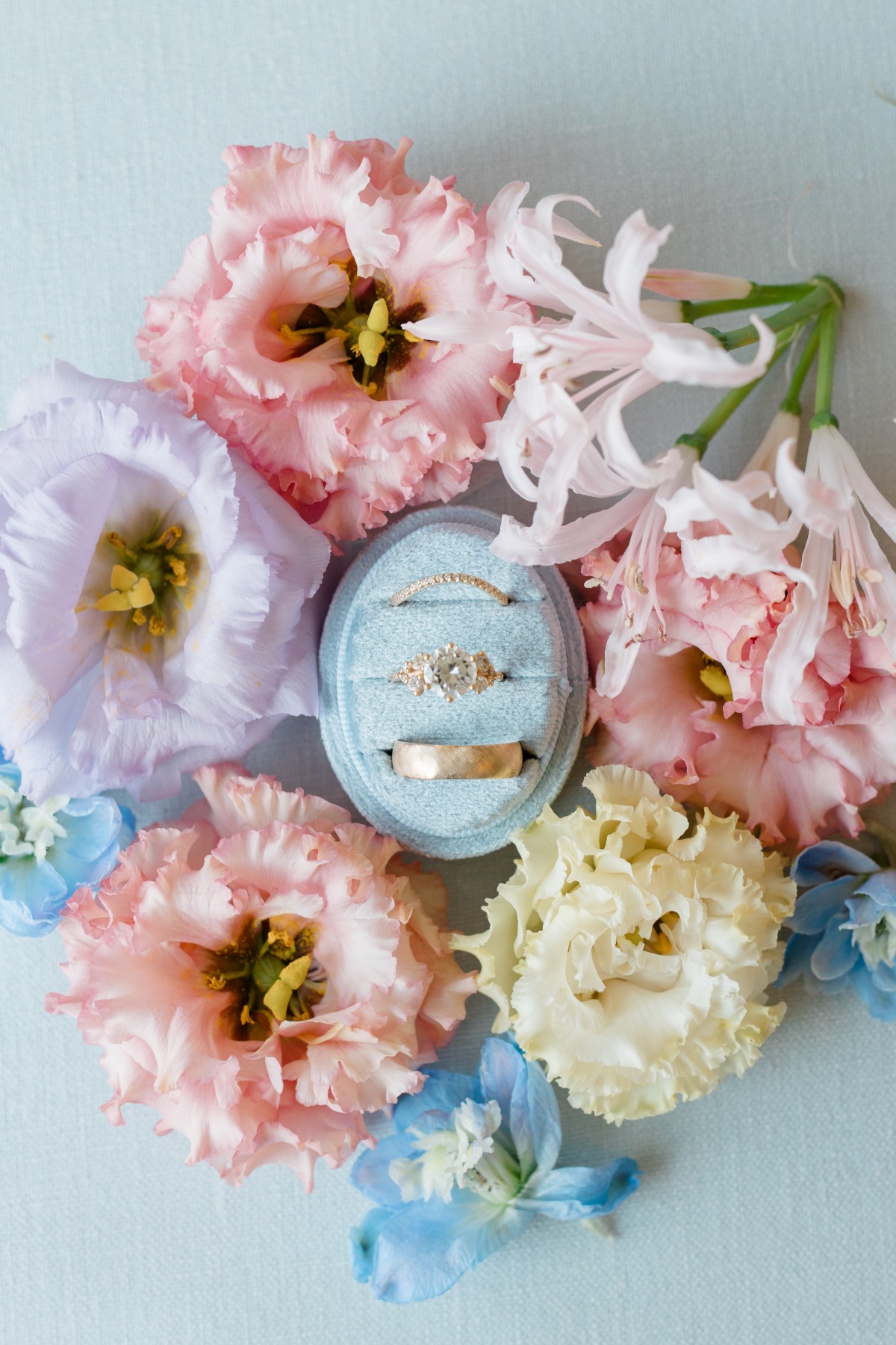 flower and ring shot photo ideas