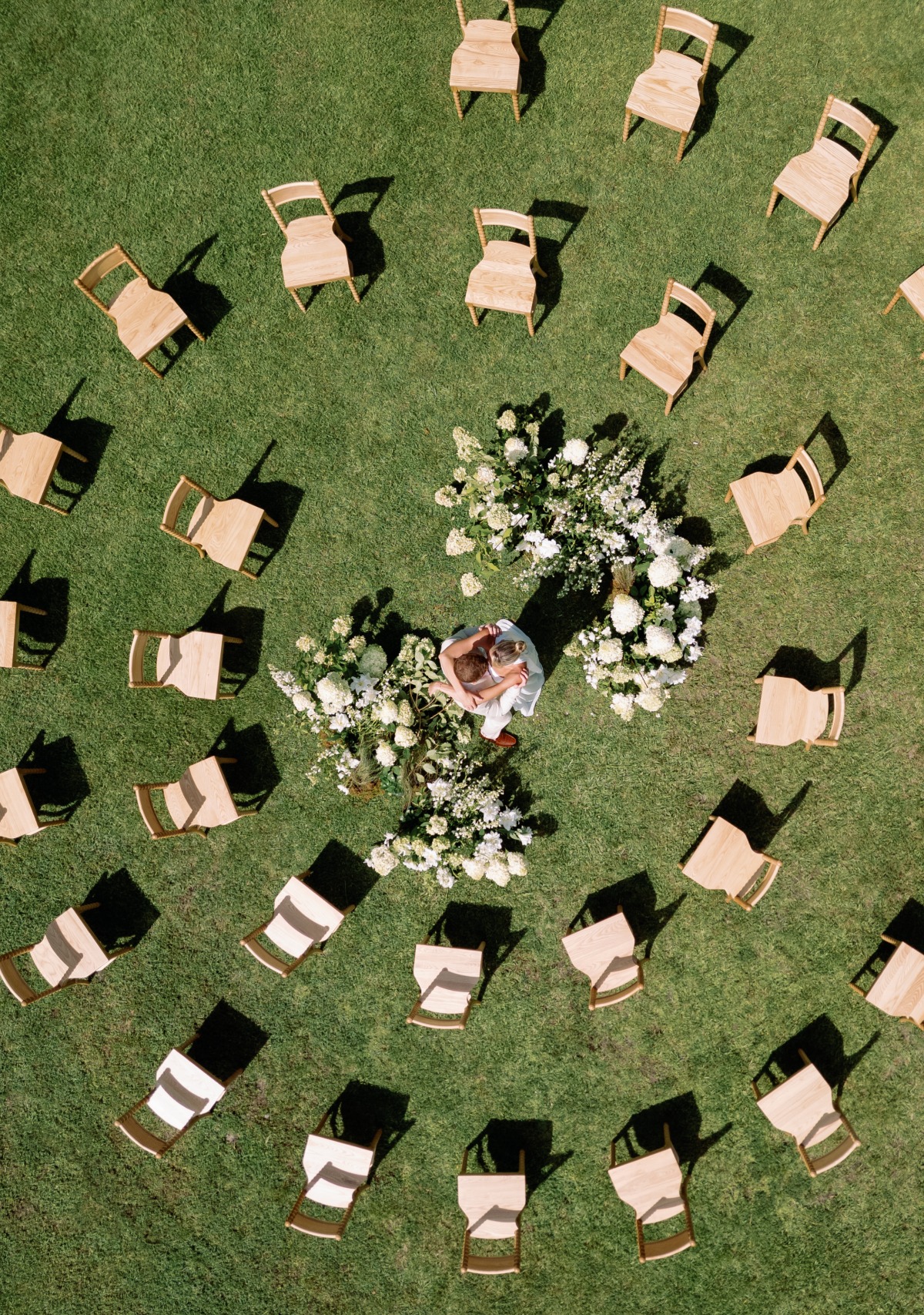 spiral wedding aisle