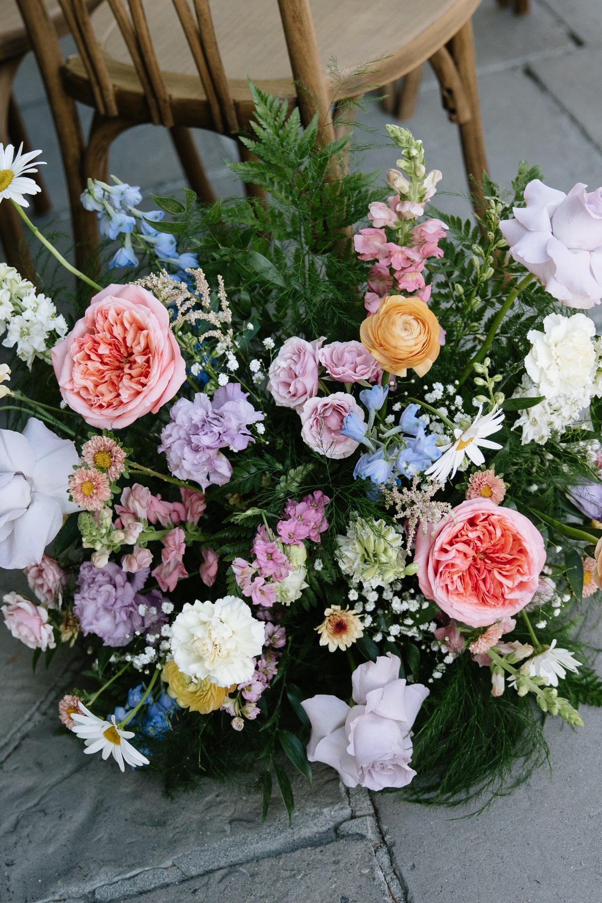 pastel wedding flowers
