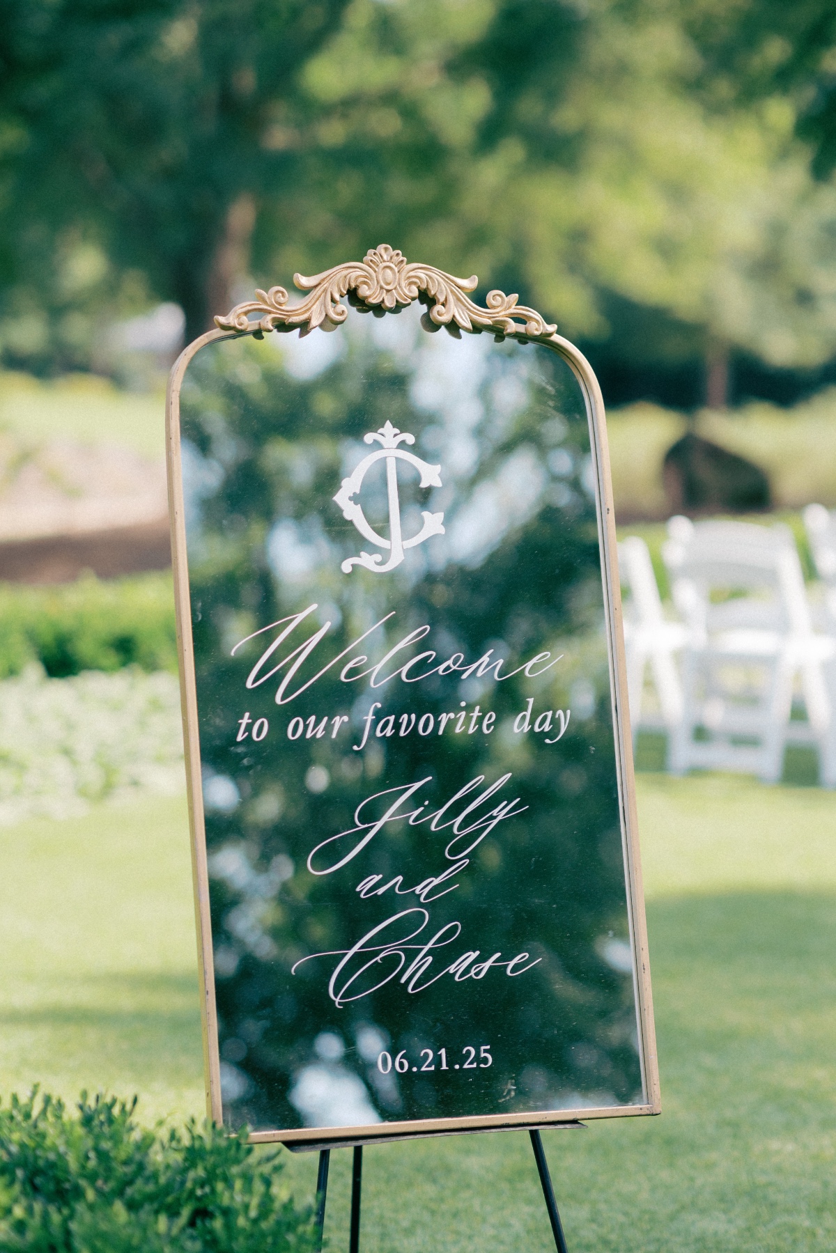diy mirror wedding welcome sign