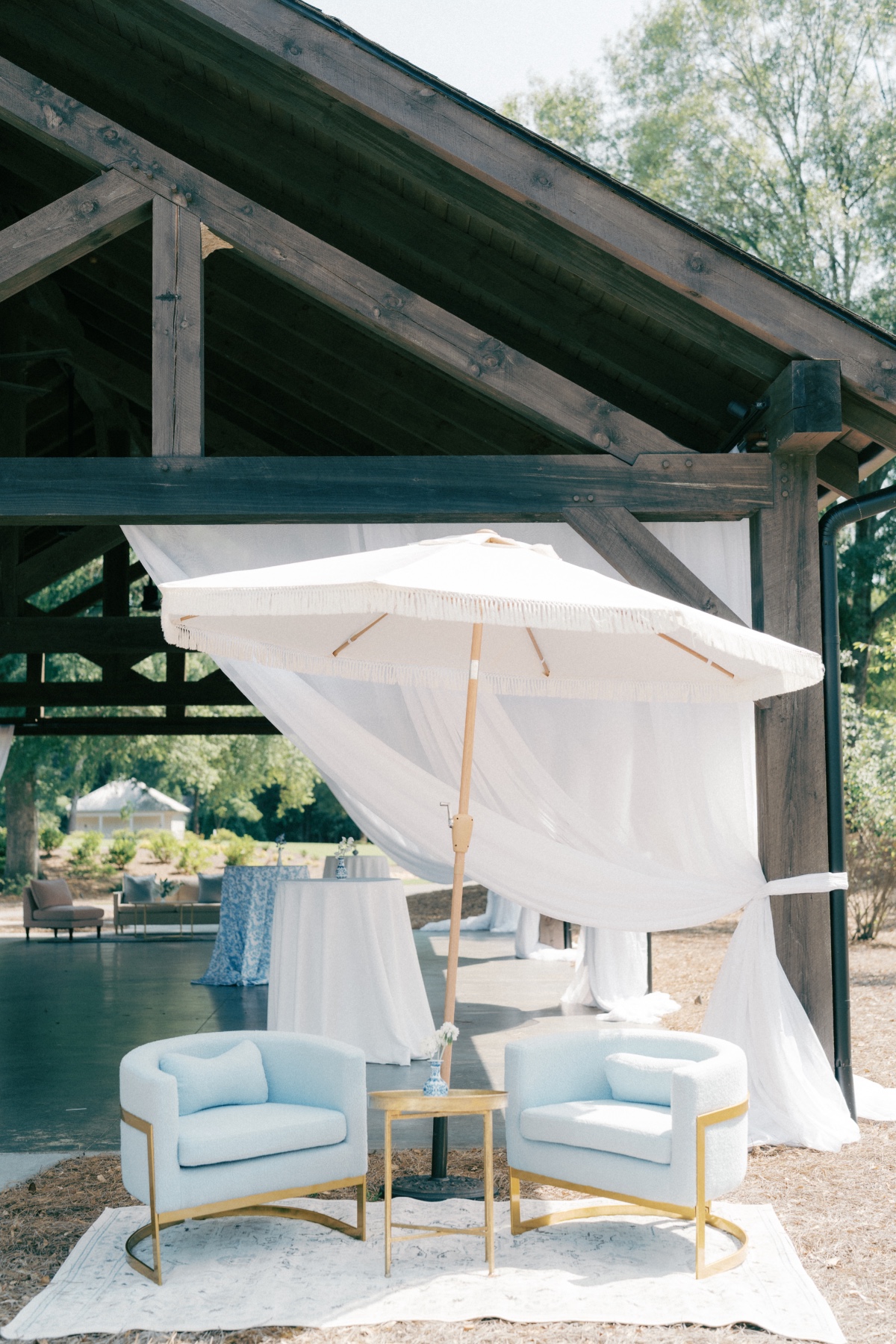 blue and white lounge for cocktail hour