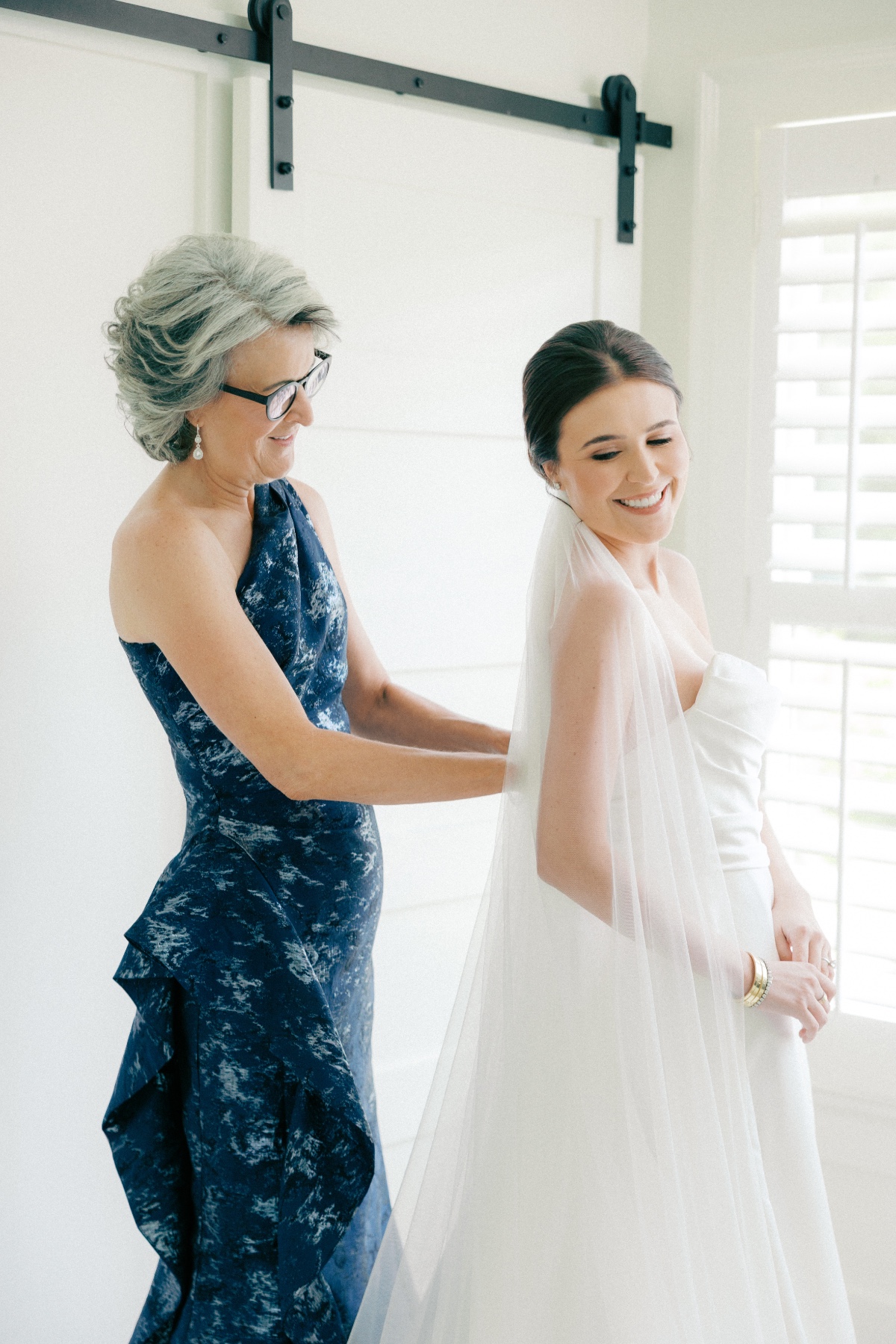 navy blue gown for mother of the bride