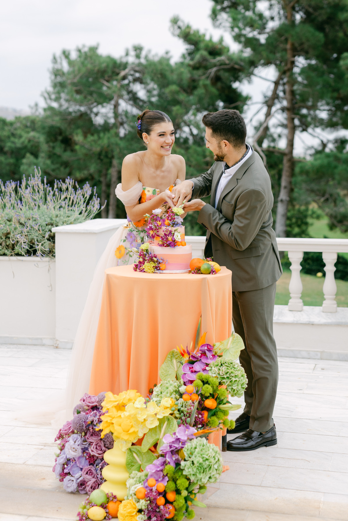 colorful wedding cake ideas