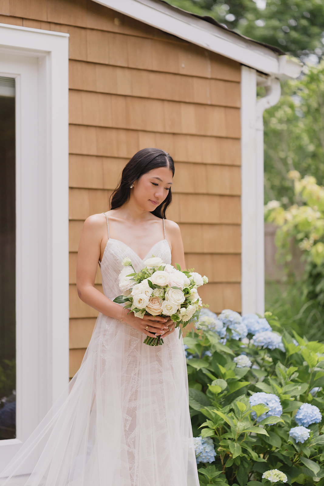 romantic ivory bridal bouquet