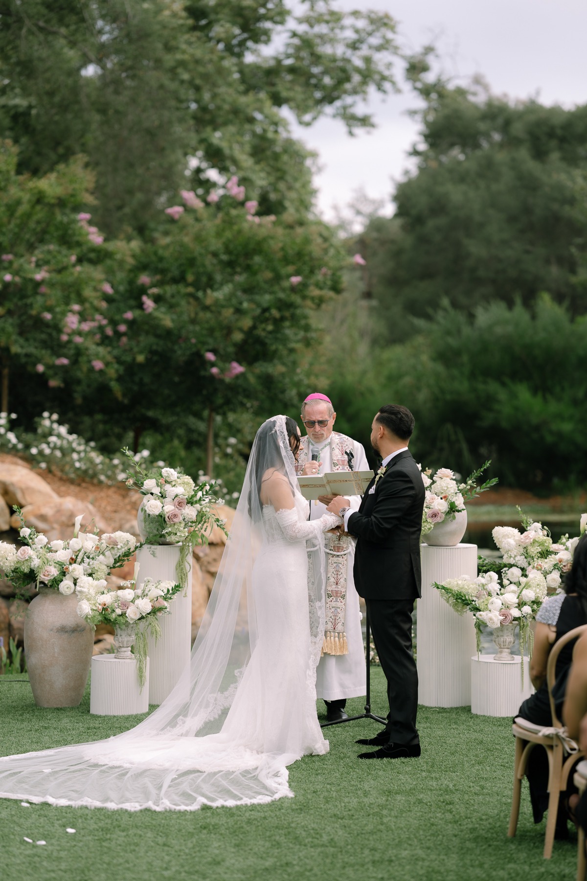 floral pillars for wedding ceremony