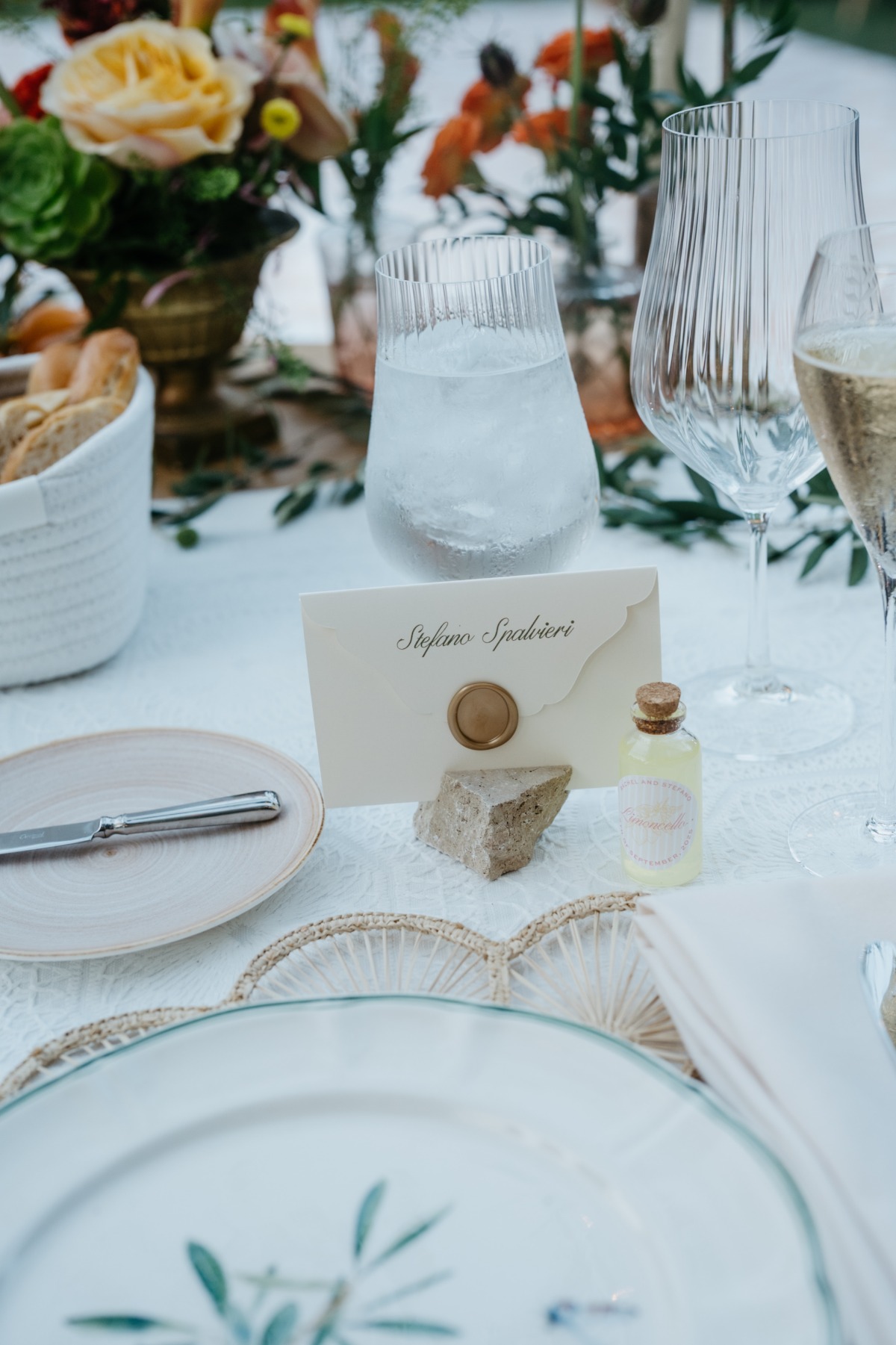 place card note idea for wedding