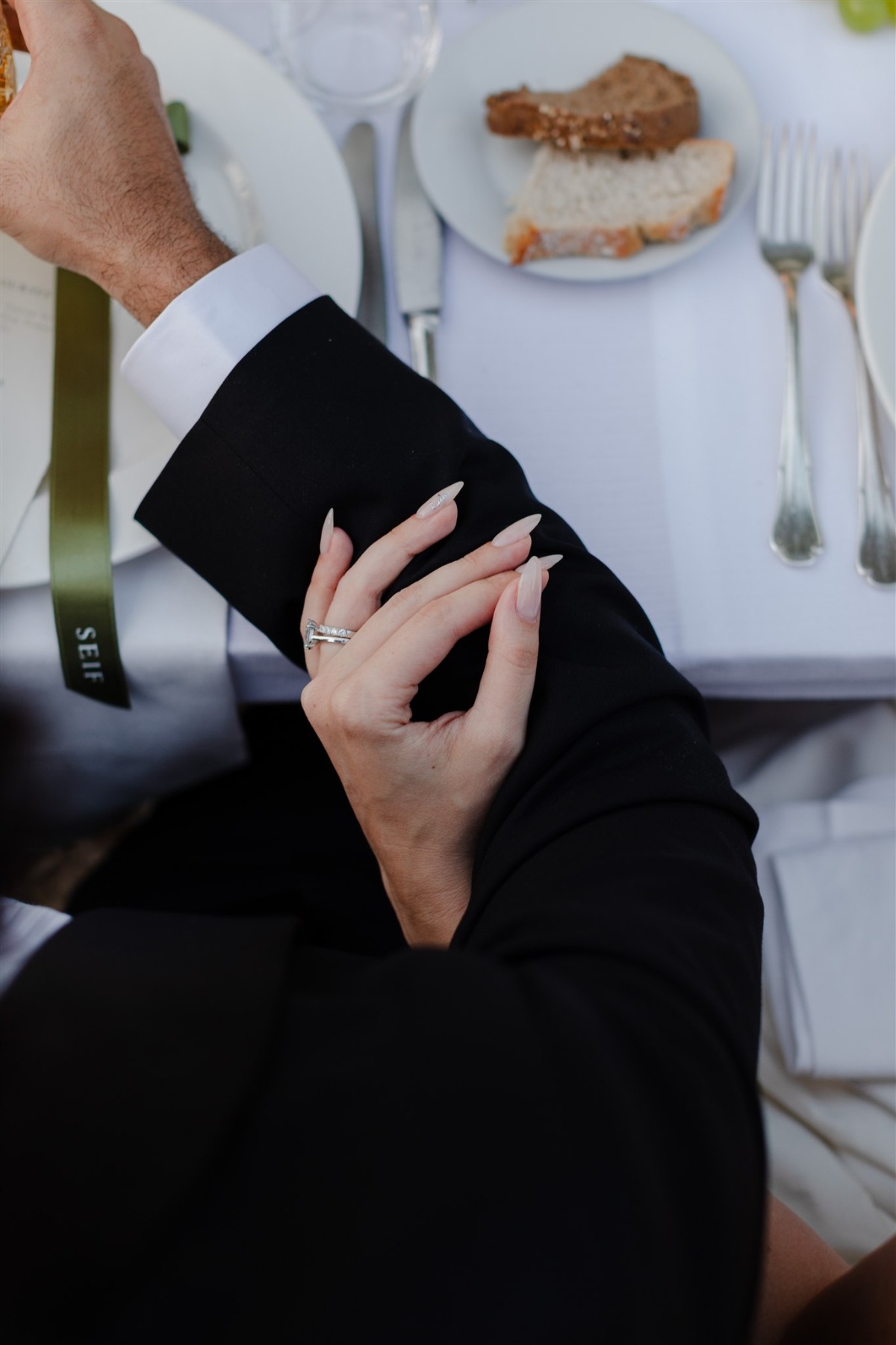 wedding reception candid photo ideas