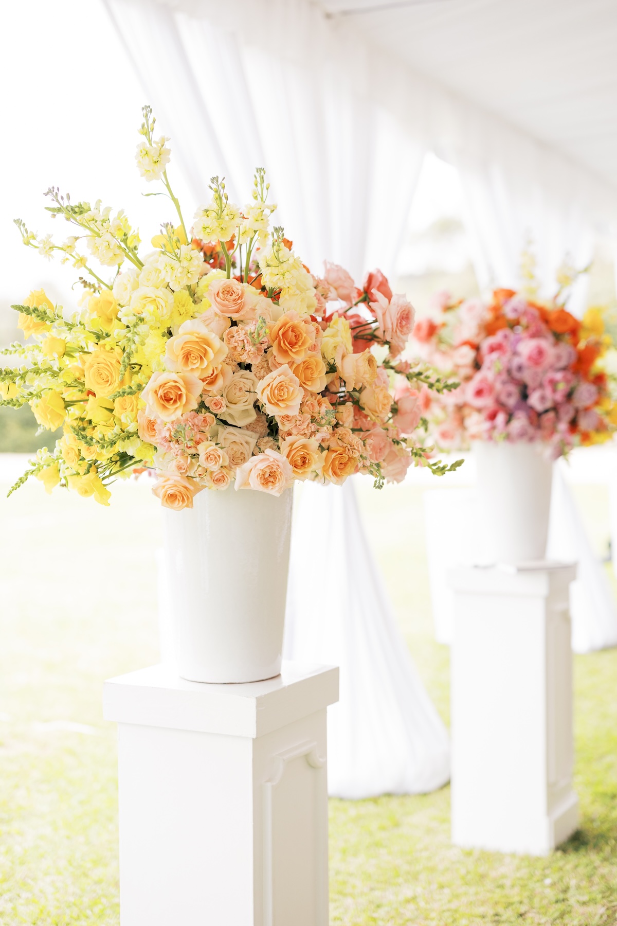 all rose floral arrangements 