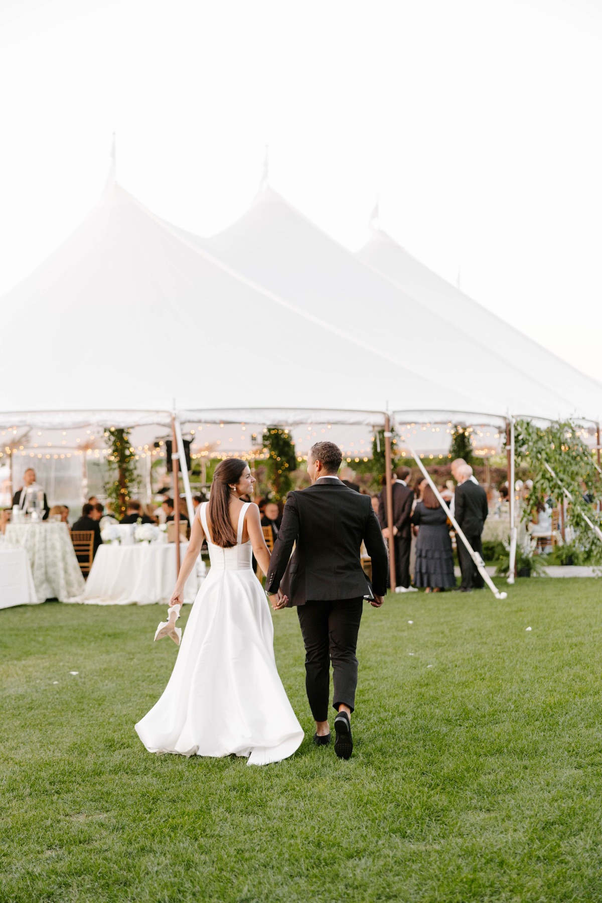 outdoor tent for wedding