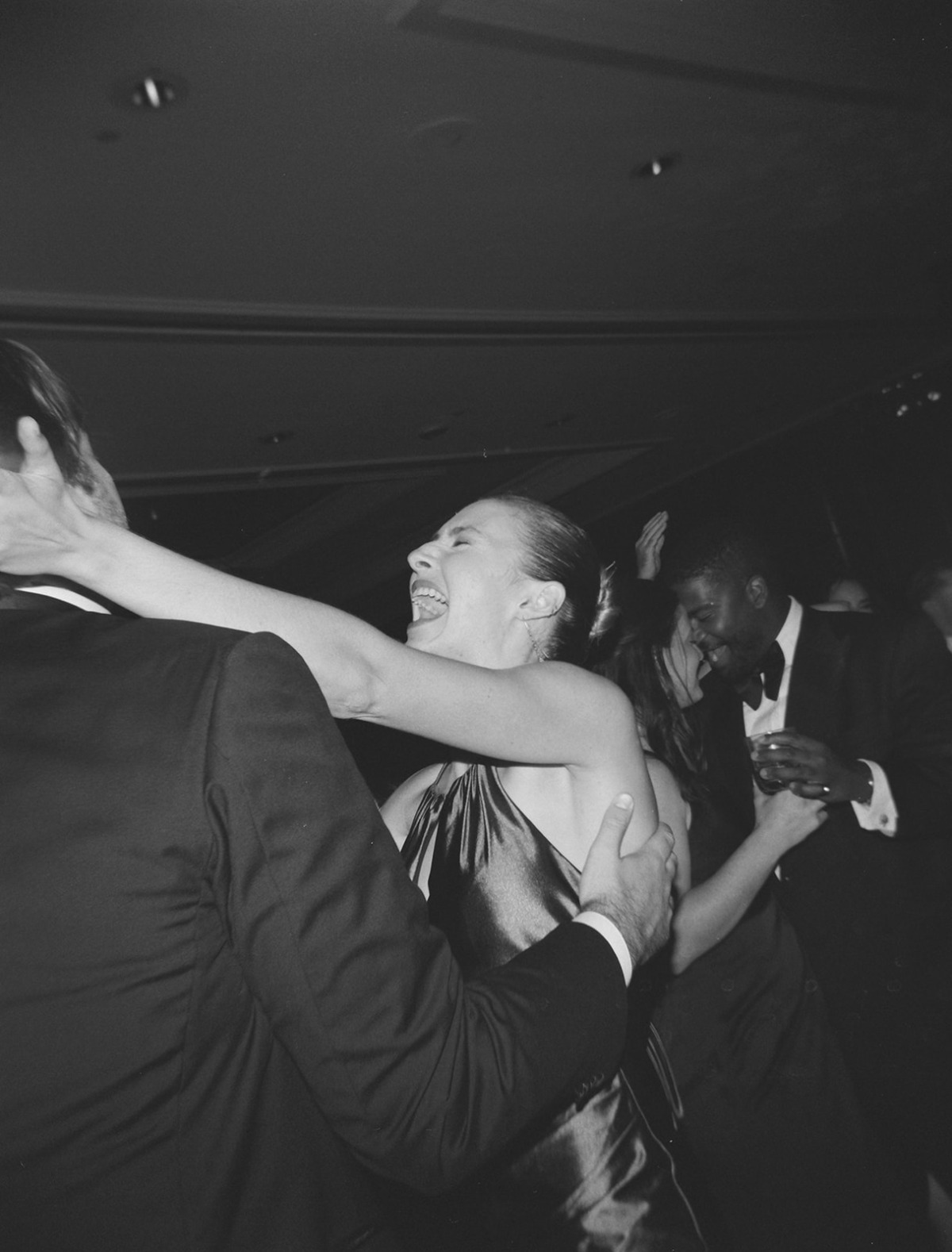67-sarell-kyle-wedding-sabrina-ryan_websize