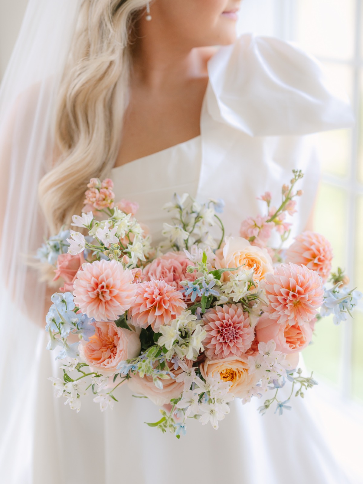 pastel bridal bouquet