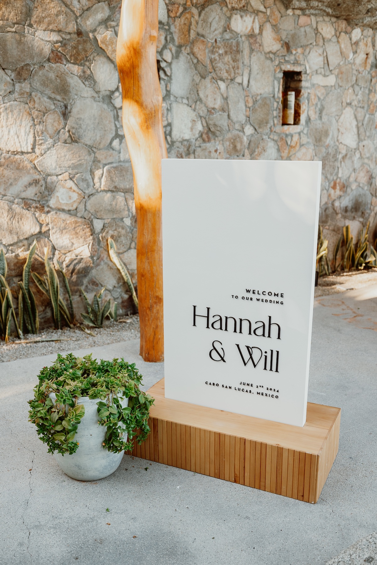 contemporary black and white wedding sign