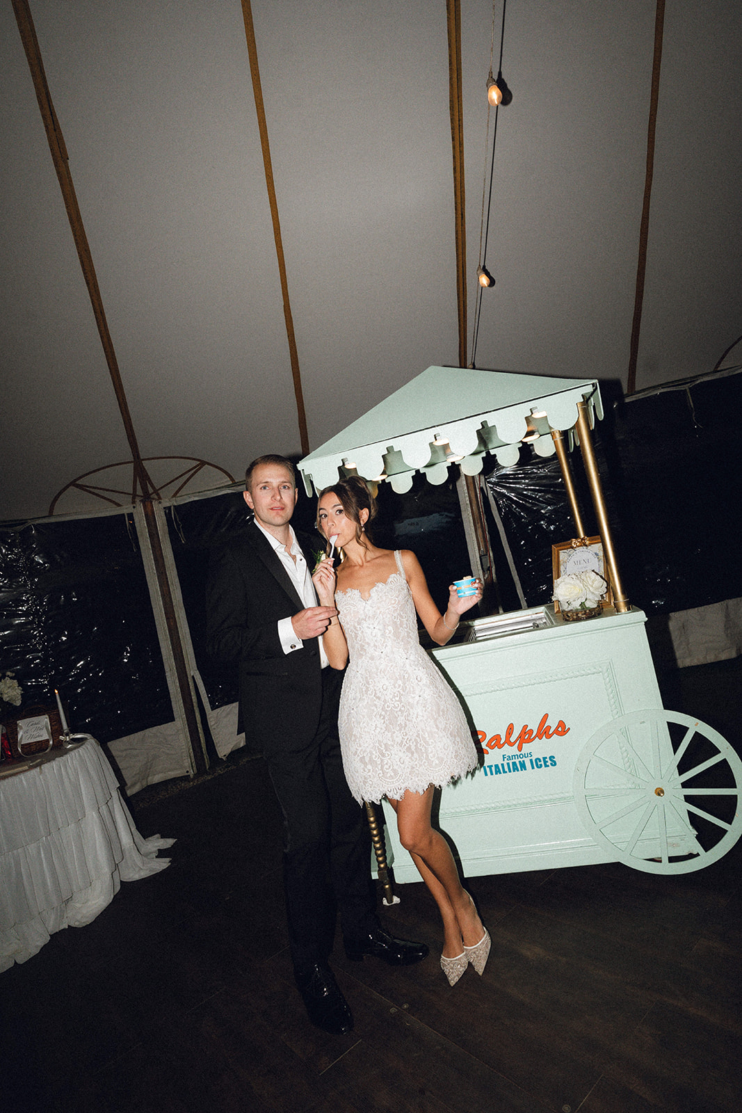 gelato cart at wedding