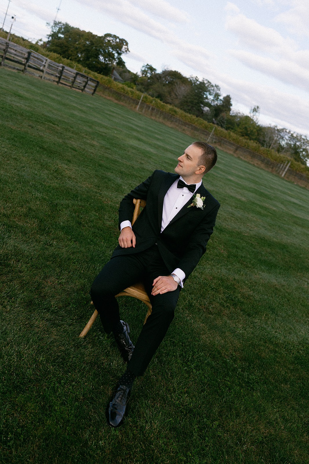 groom portrait ideas