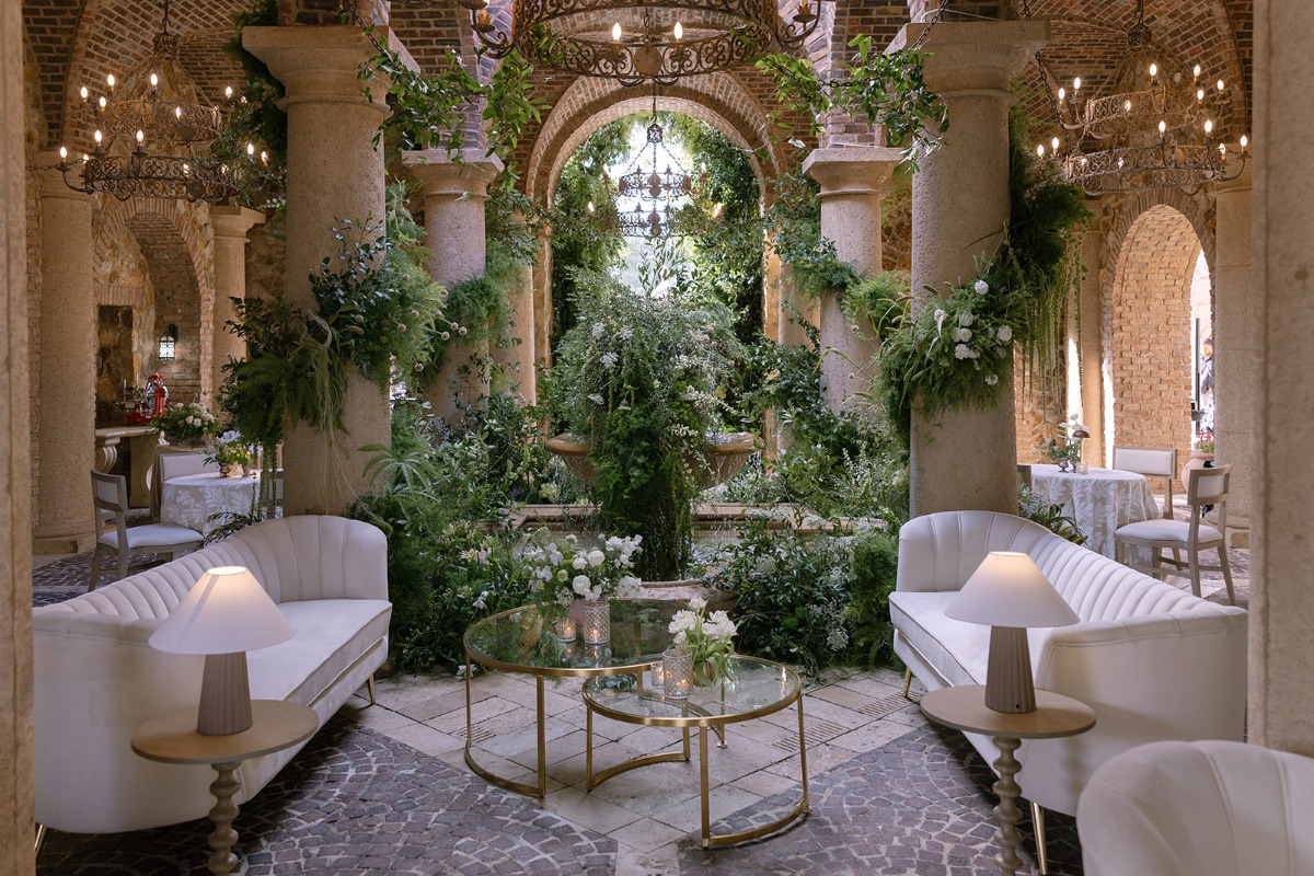fountain greenery installation