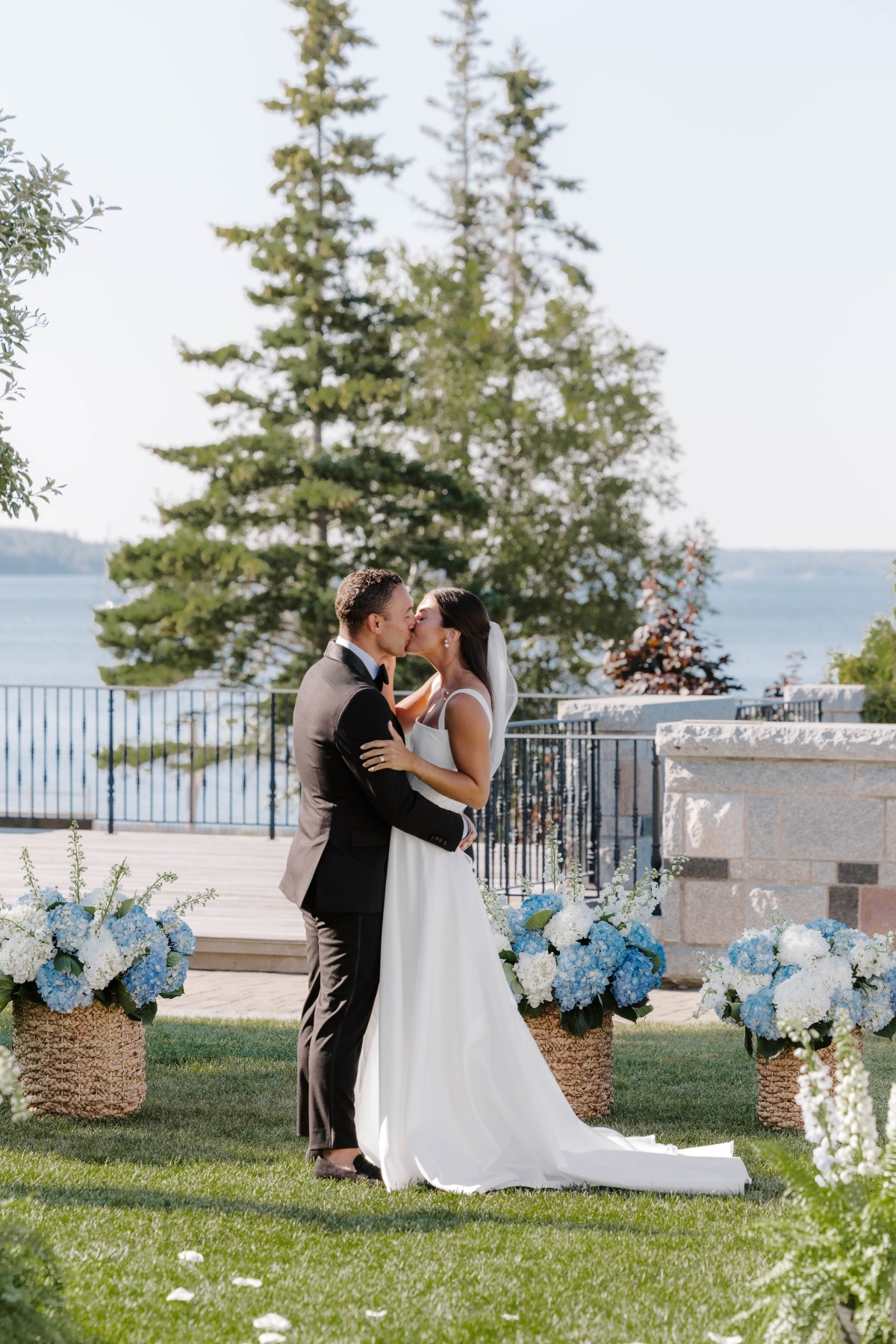 blue and white hydrangea basket arrangements