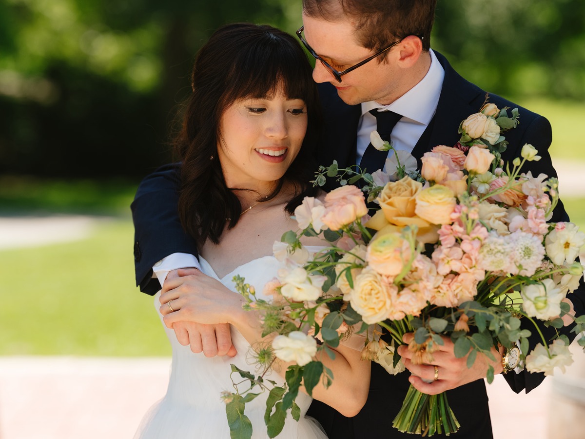 peach and yellow wedding bouquet