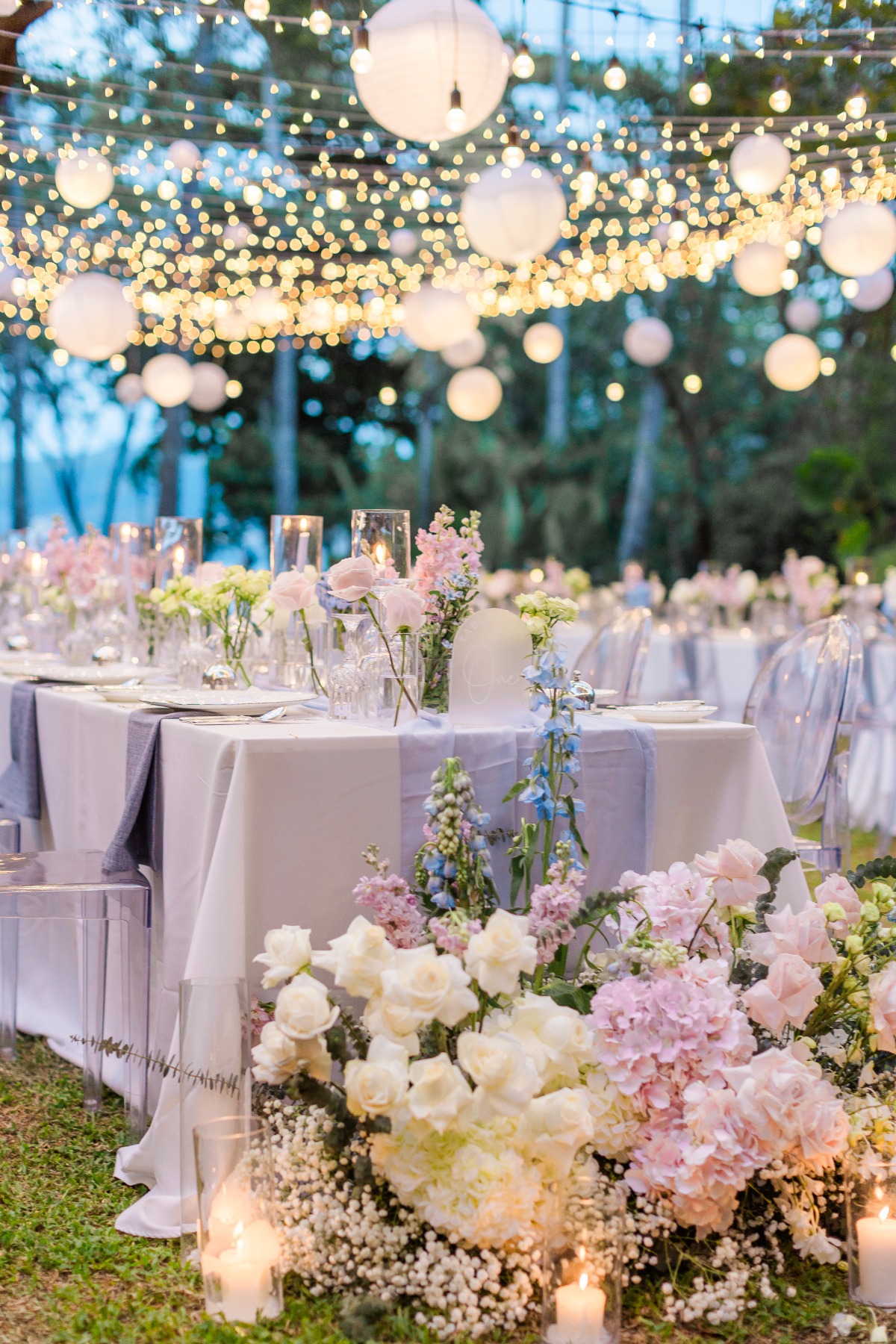 pastel pink purple and blue wedding flowers