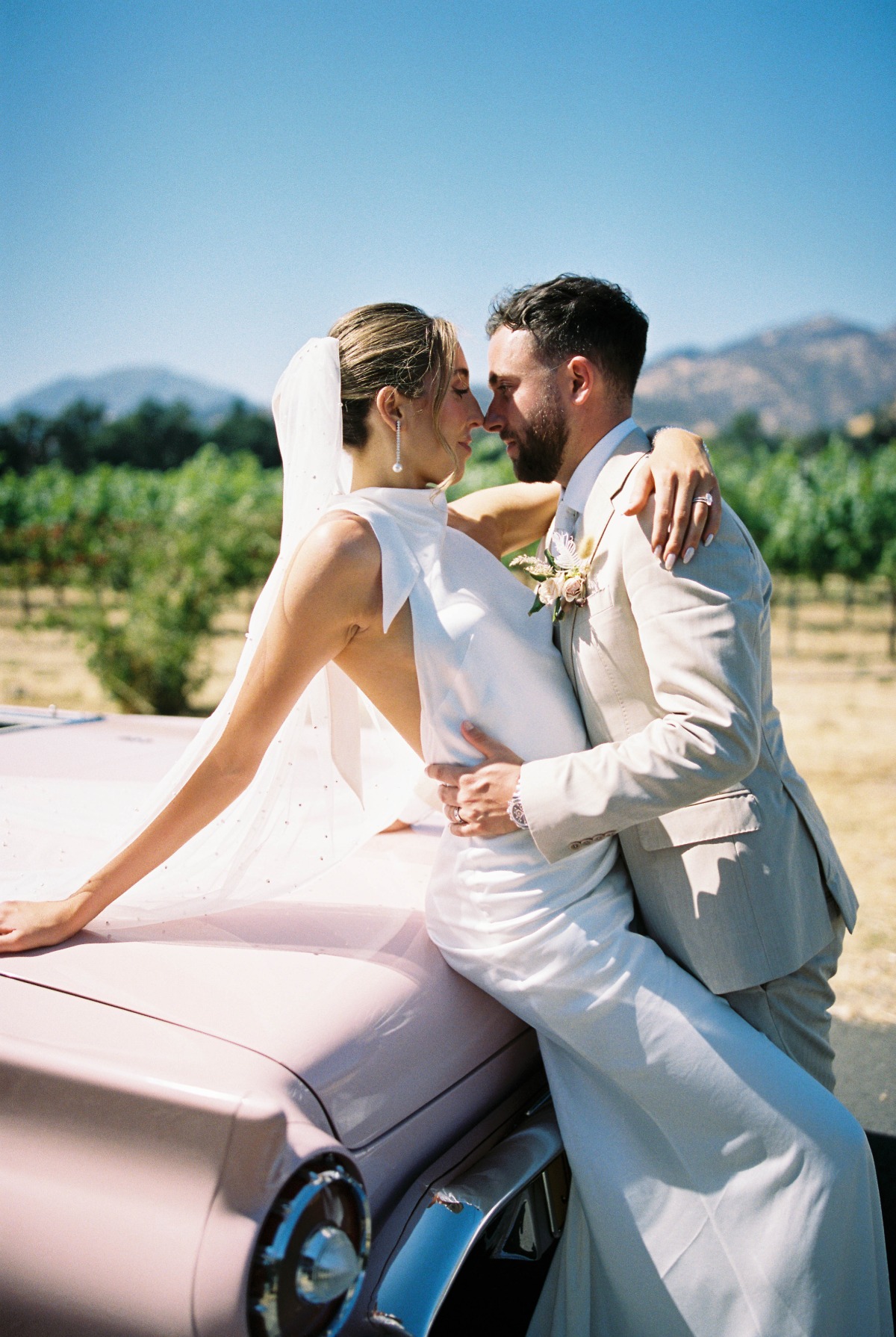 four_seasons_napa_valley__luxury_wedding_olivia_chris_swidrakco-572