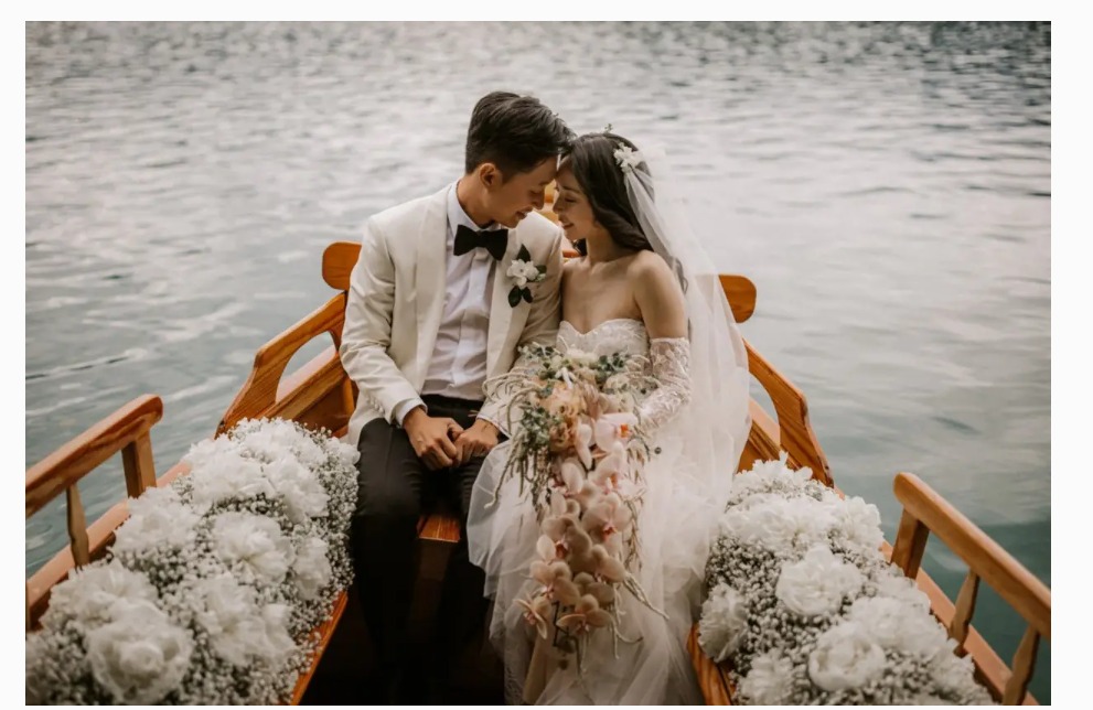 lake bled weddings boat photo ideas