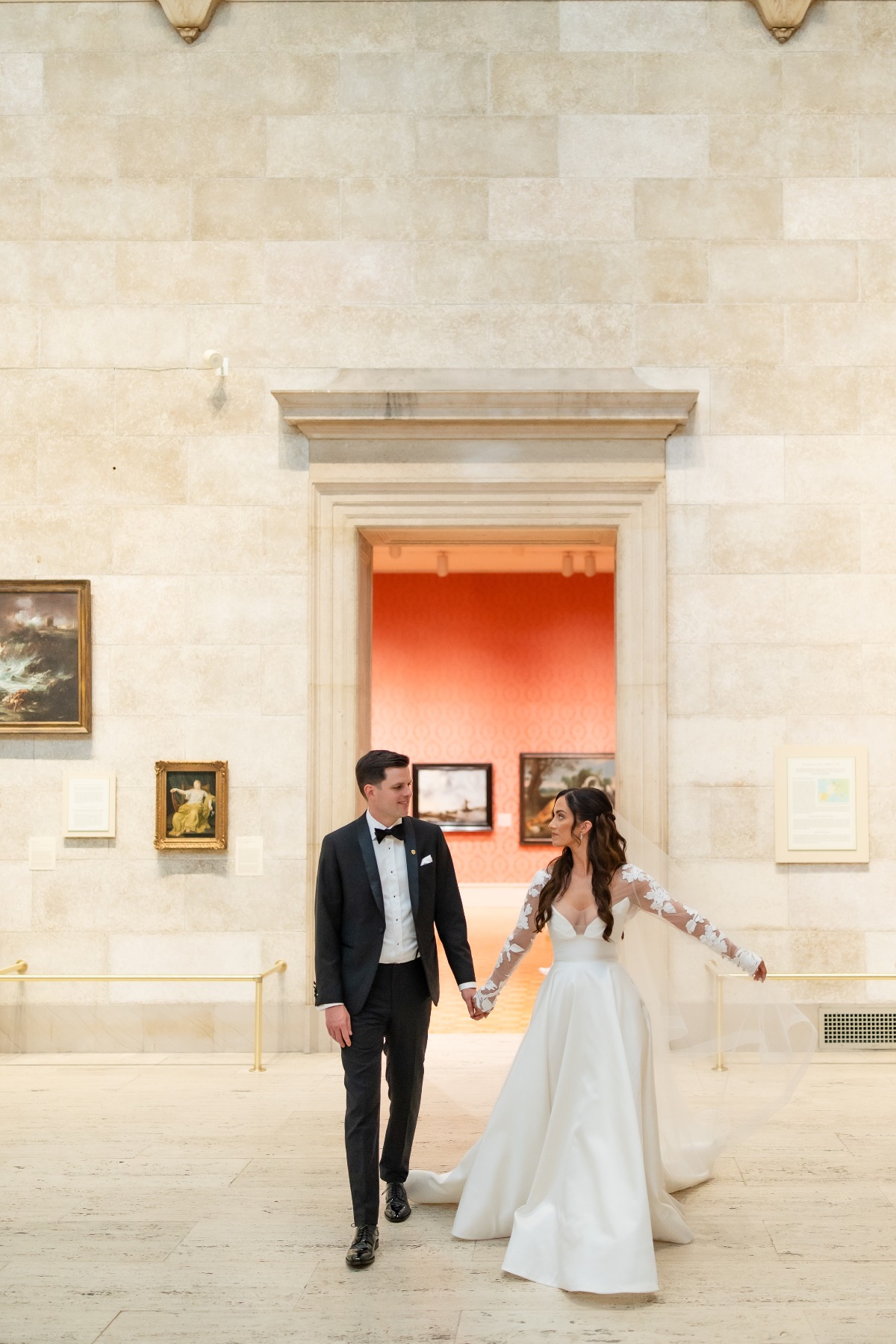 kelsee-risler-photography-memorial-art-gallery-rochester_-ny-luke-alexandra-wedding-311