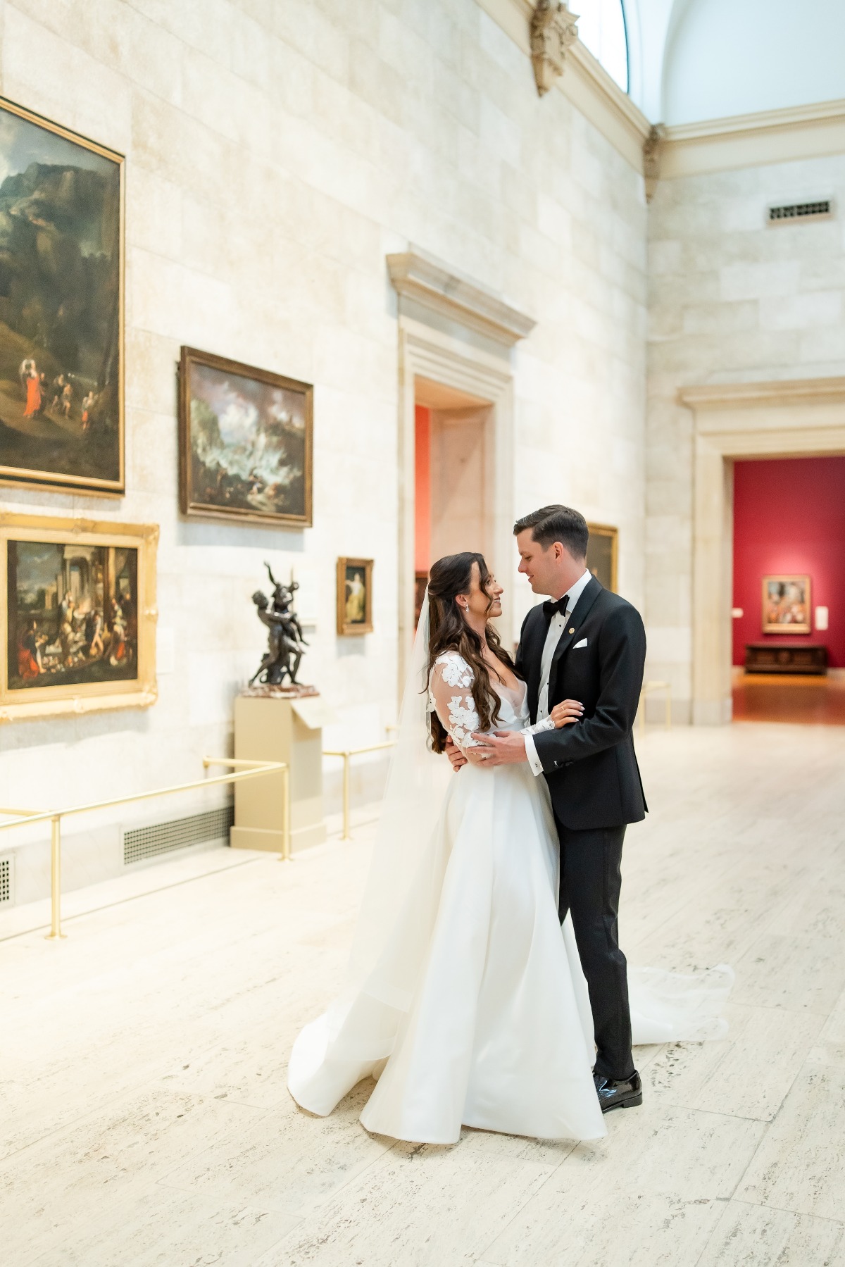 kelsee-risler-photography-memorial-art-gallery-rochester_-ny-luke-alexandra-wedding-332