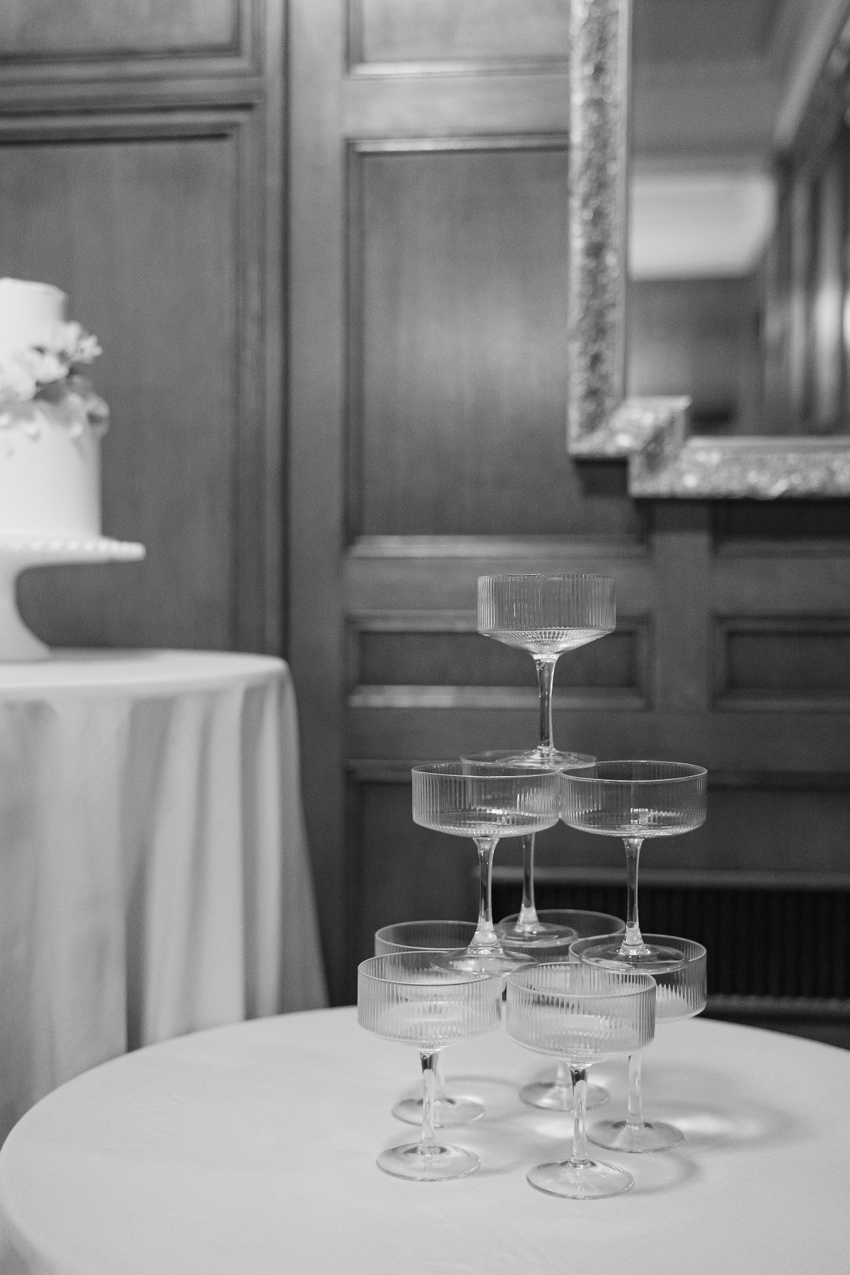 kelsee-risler-photography-memorial-art-gallery-rochester_-ny-luke-alexandra-wedding-830-2