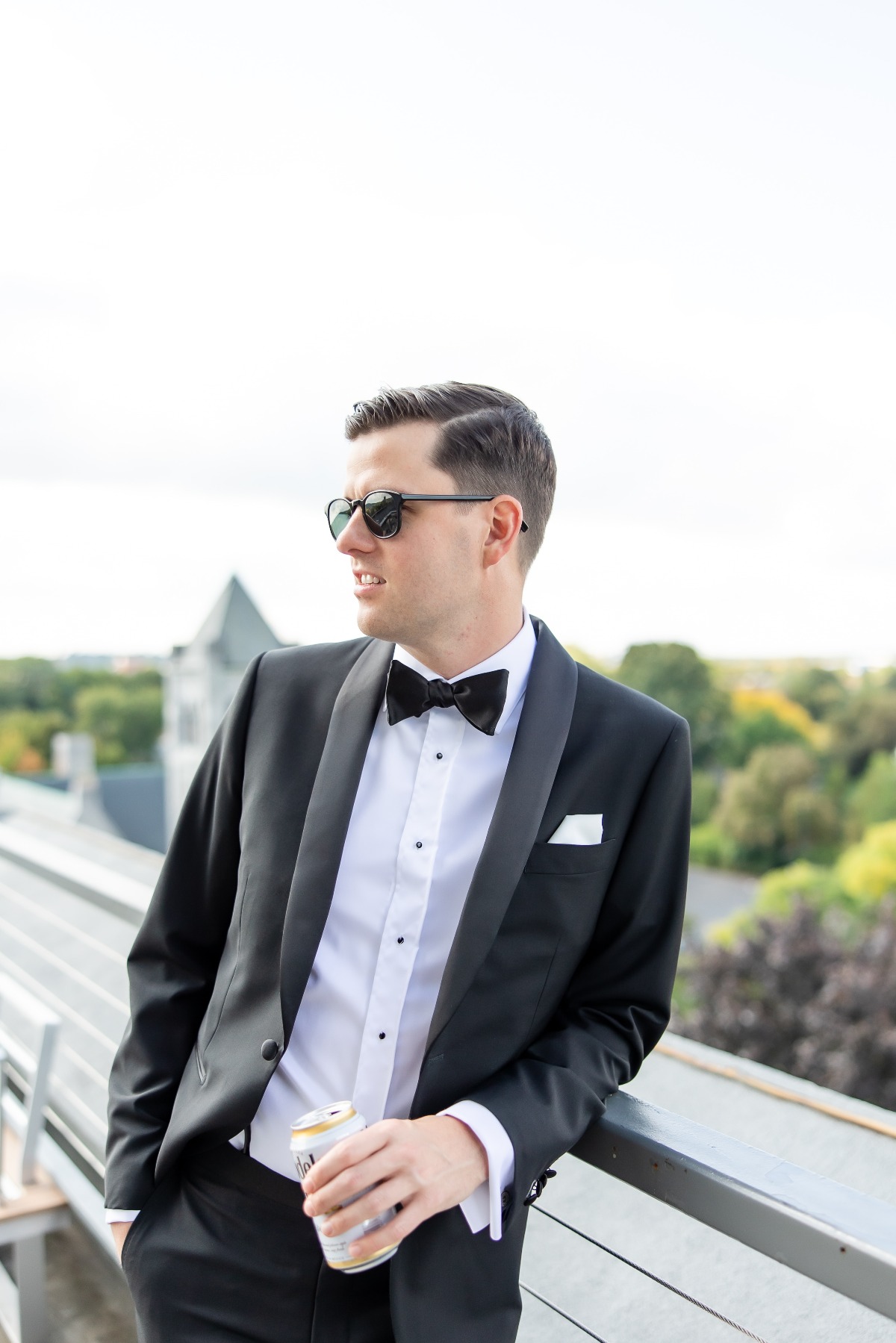 groom photo ideas