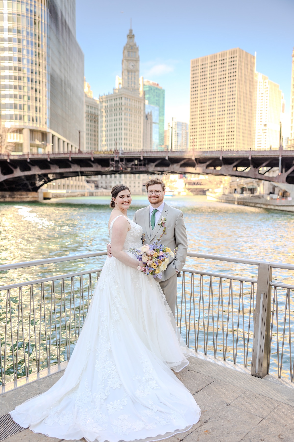 spring wedding portrait in chicago