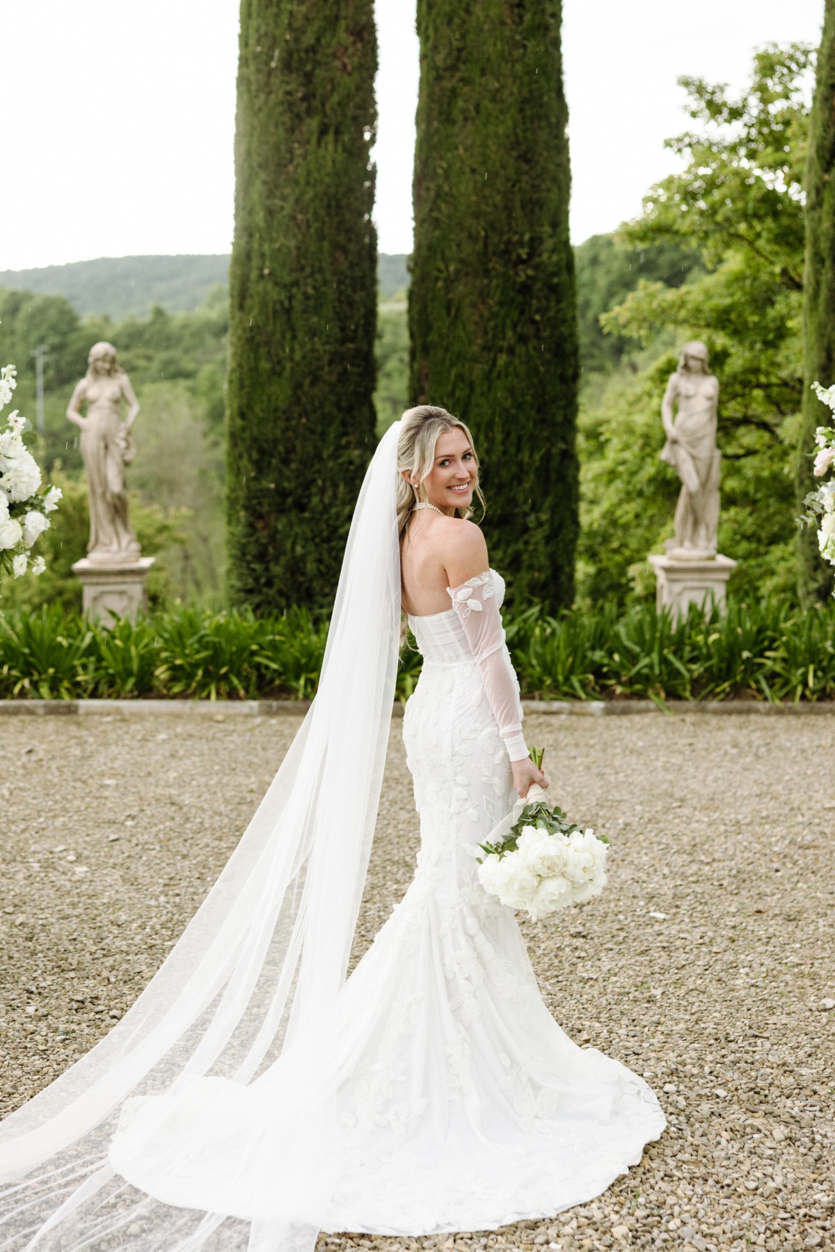 lace wedding dress with long sleeves