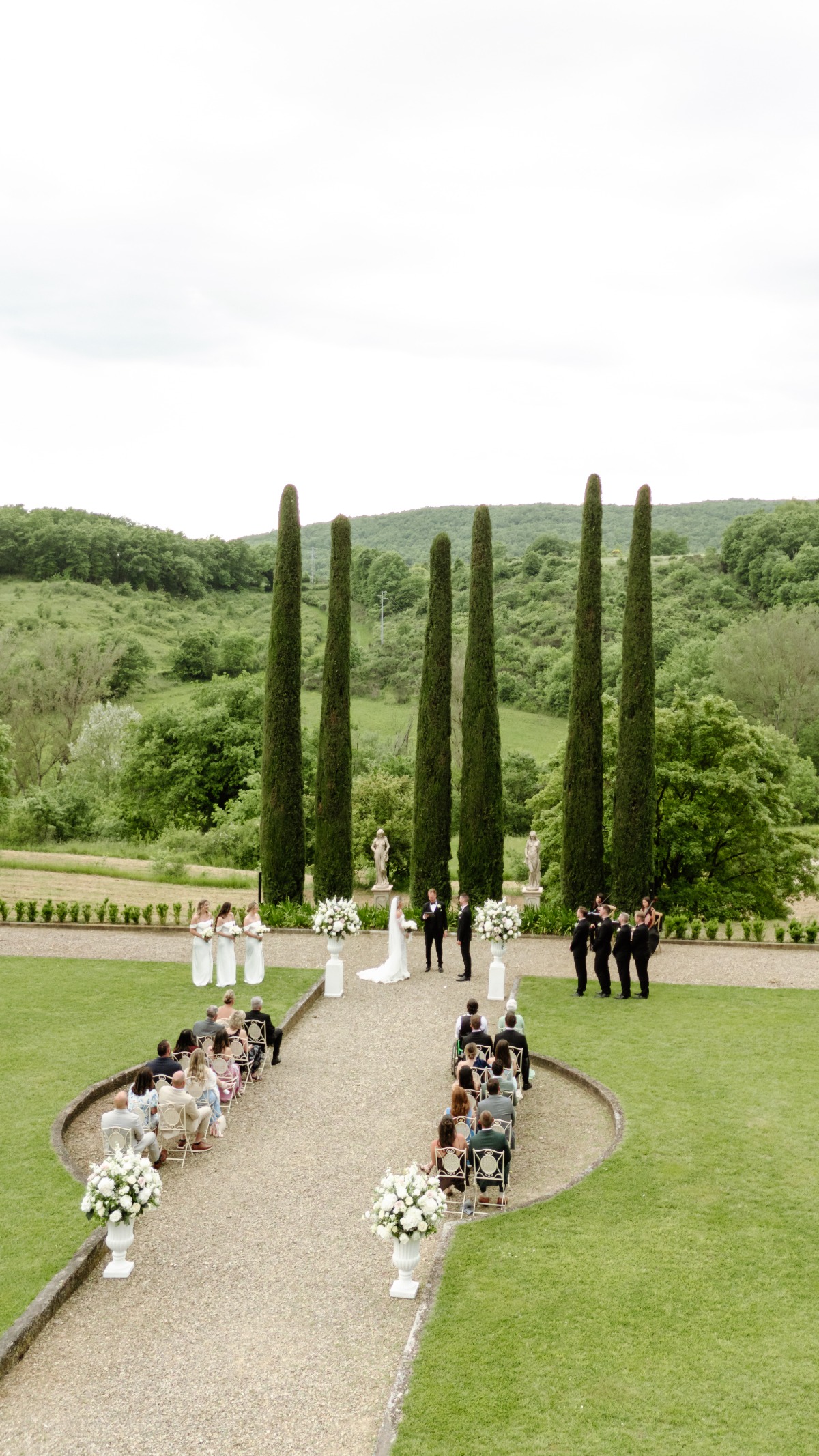 garden wedding ceremony in tuscany