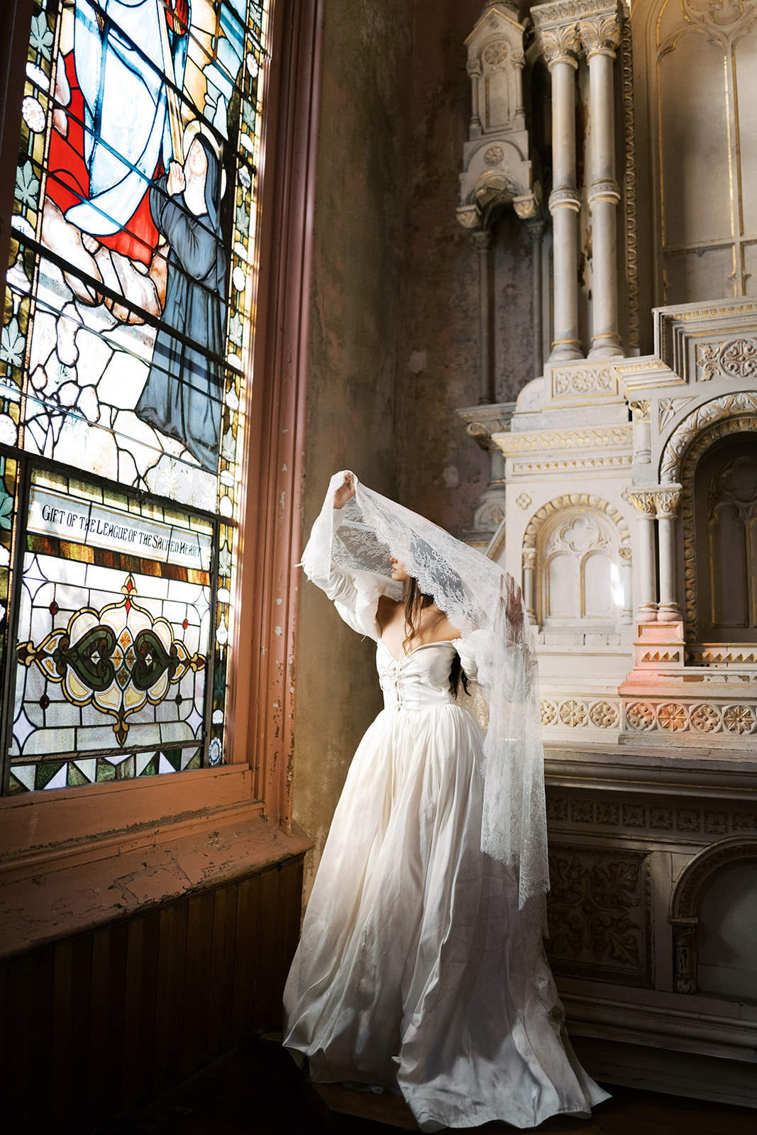 lace cathedral veil