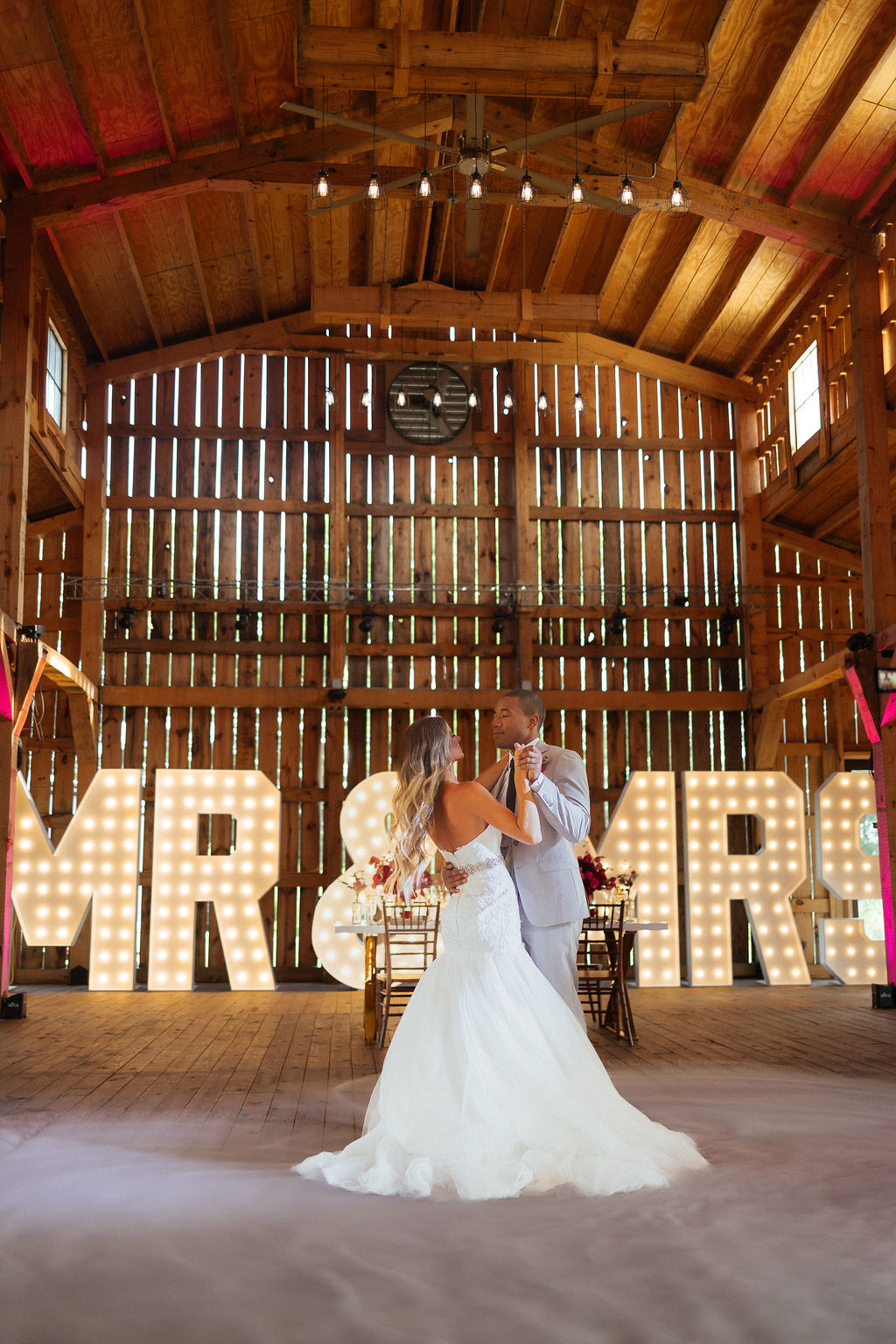 my big letters wedding rentals