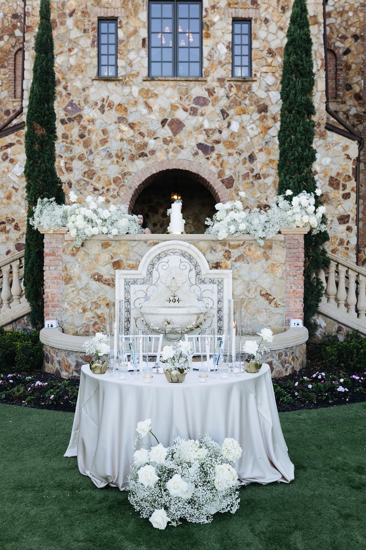 simple sweetheart table ideas for wedding