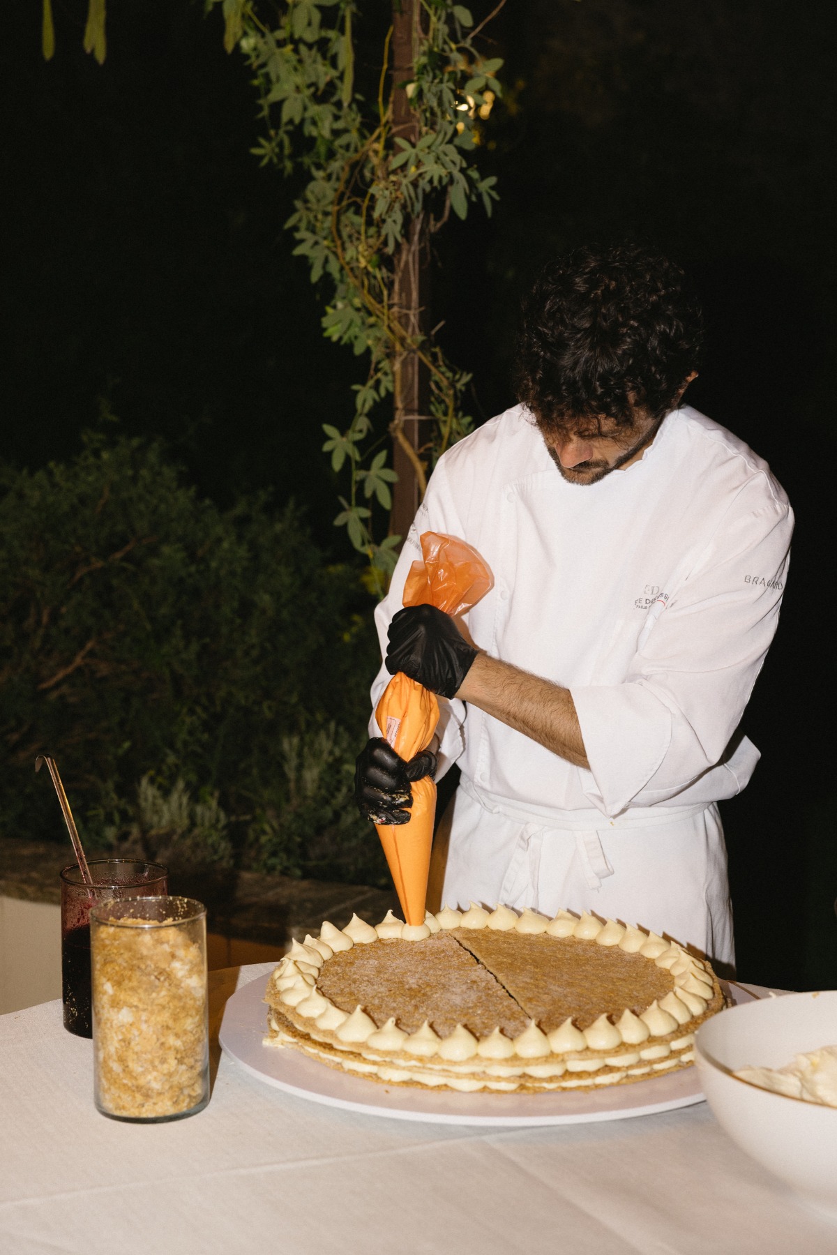 hannah-gabe-cake-champagne-by-studio-leau-2