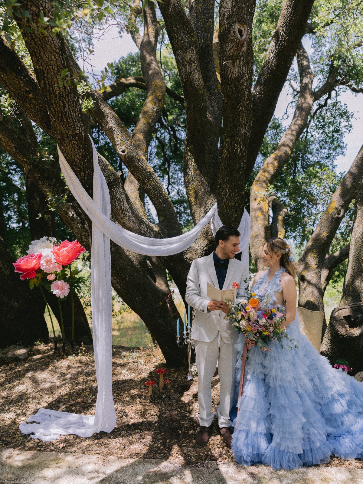 alice in wonderland themed wedding