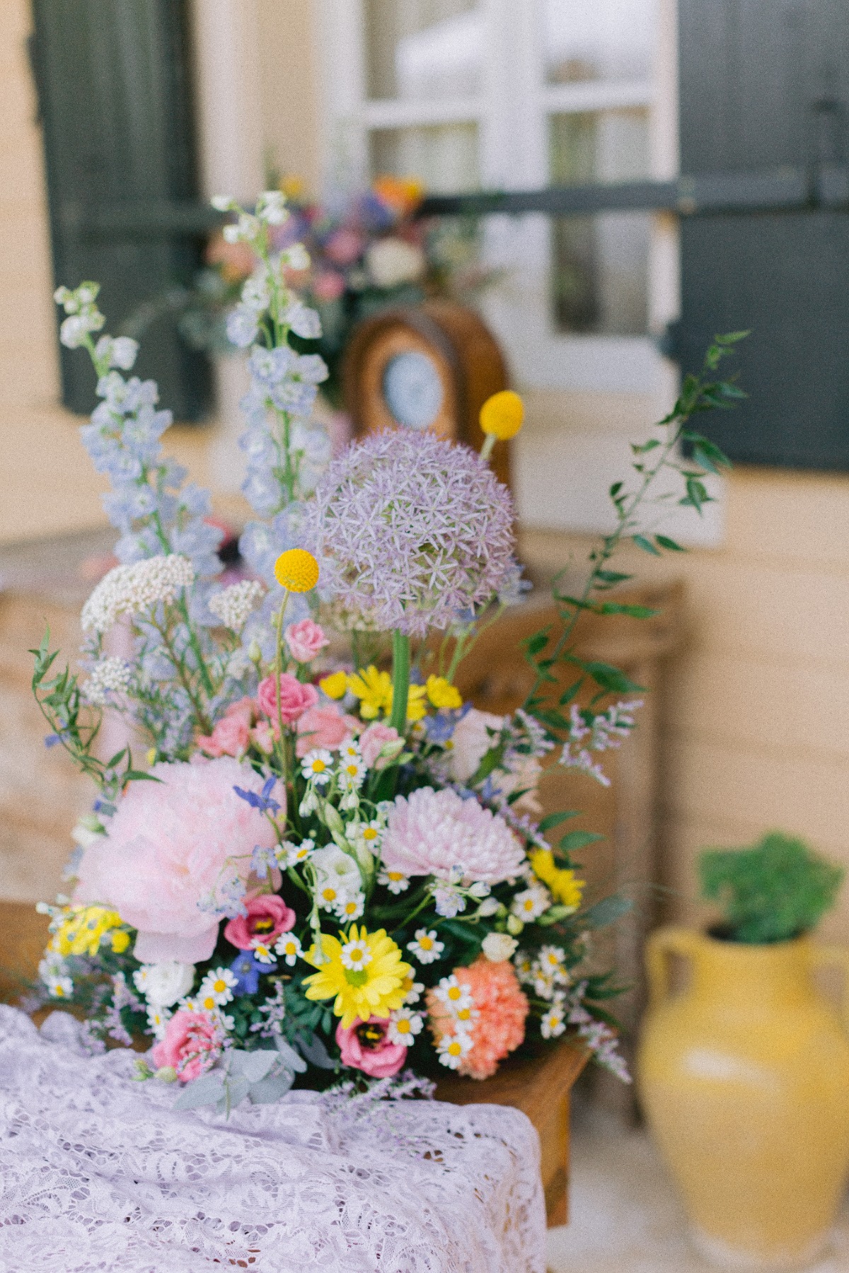 spring wedding flowers
