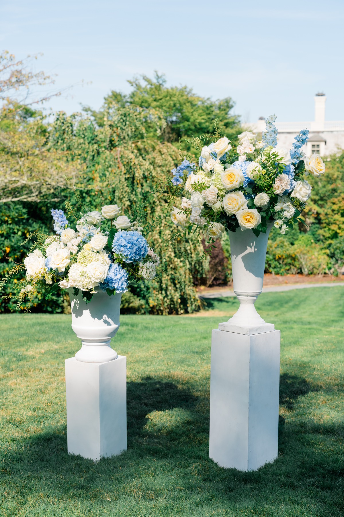 outdoor wedding floral installation