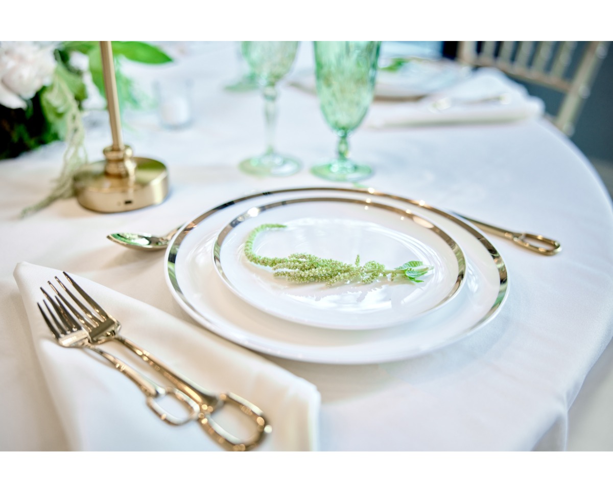 modern wedding plating