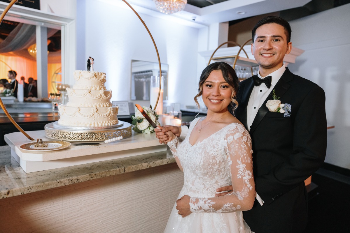 the-cake-cutting