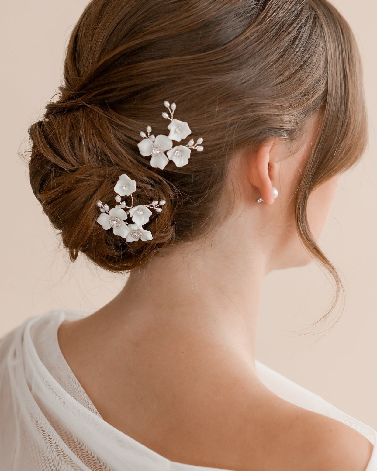 pearl and flower hair pins for bride dareth colburn