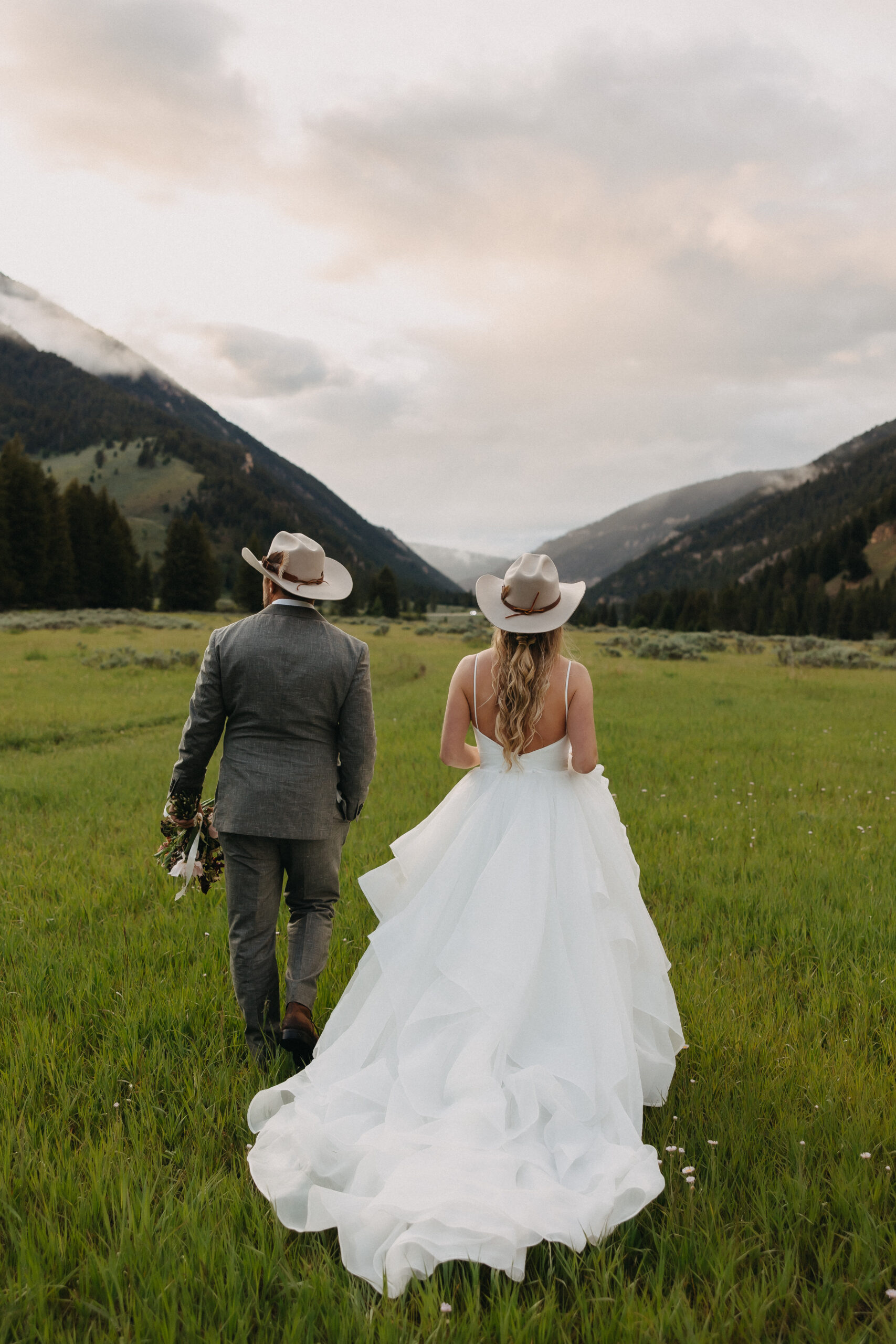 Golden Hour Events wedding weekend planner in wyoming