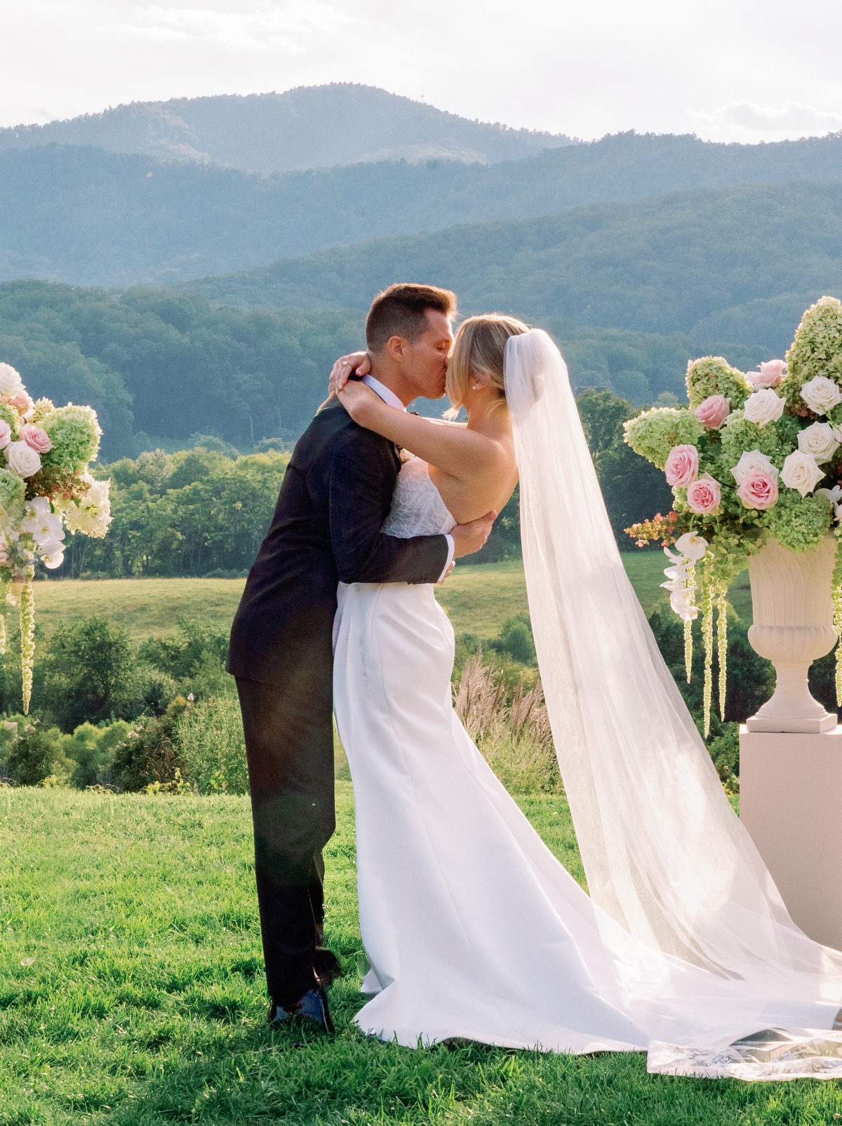 brooke-and-nicholas-manda-weaver-photography-057