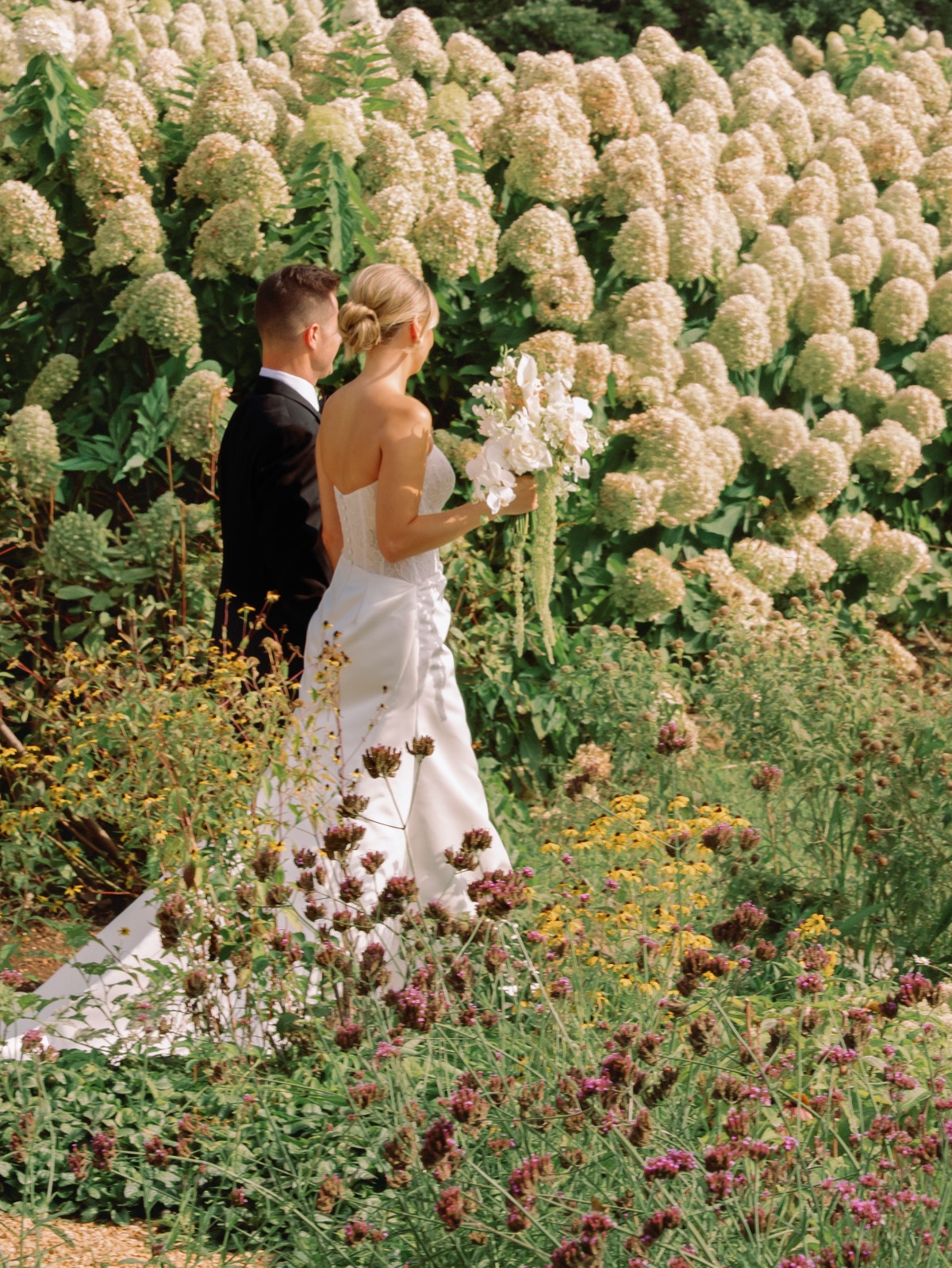 brooke-and-nicholas-manda-weaver-photography-077